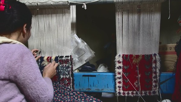 Hunza Handicrafts and Gemstones