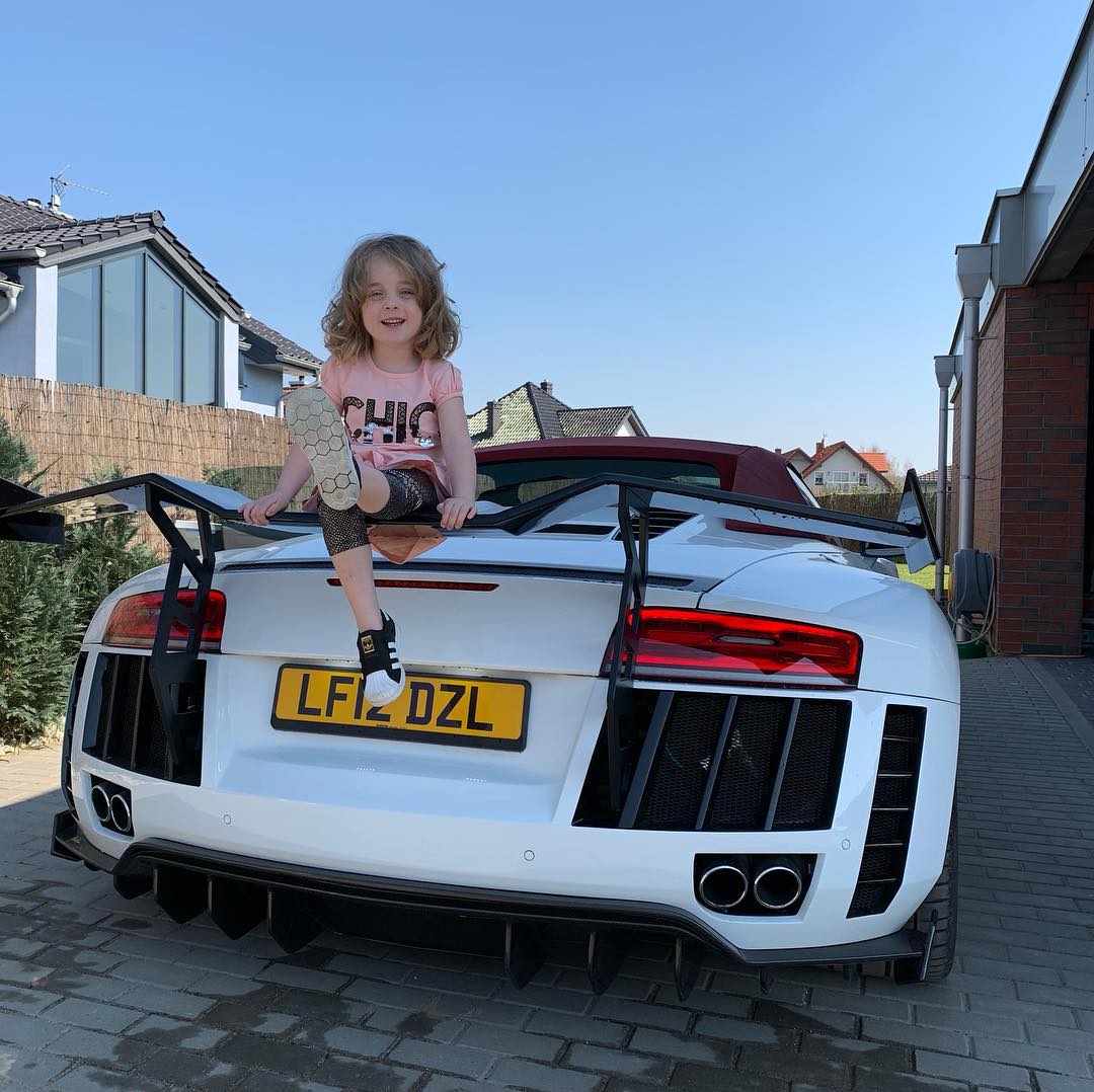 Sharp R8 - #widebody #sharpr8 #sharpdesignn #audi #audir8... | Facebook