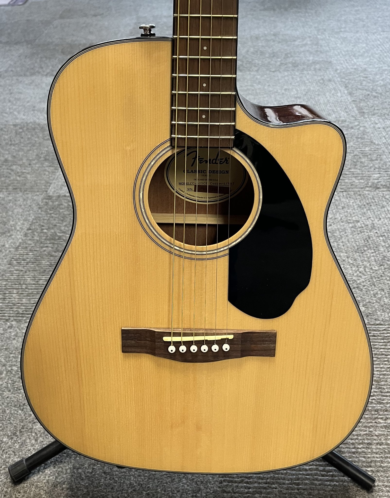 Fender CC-60SCE Acoustic/Electric, Natural - Acoustic Guitars ...