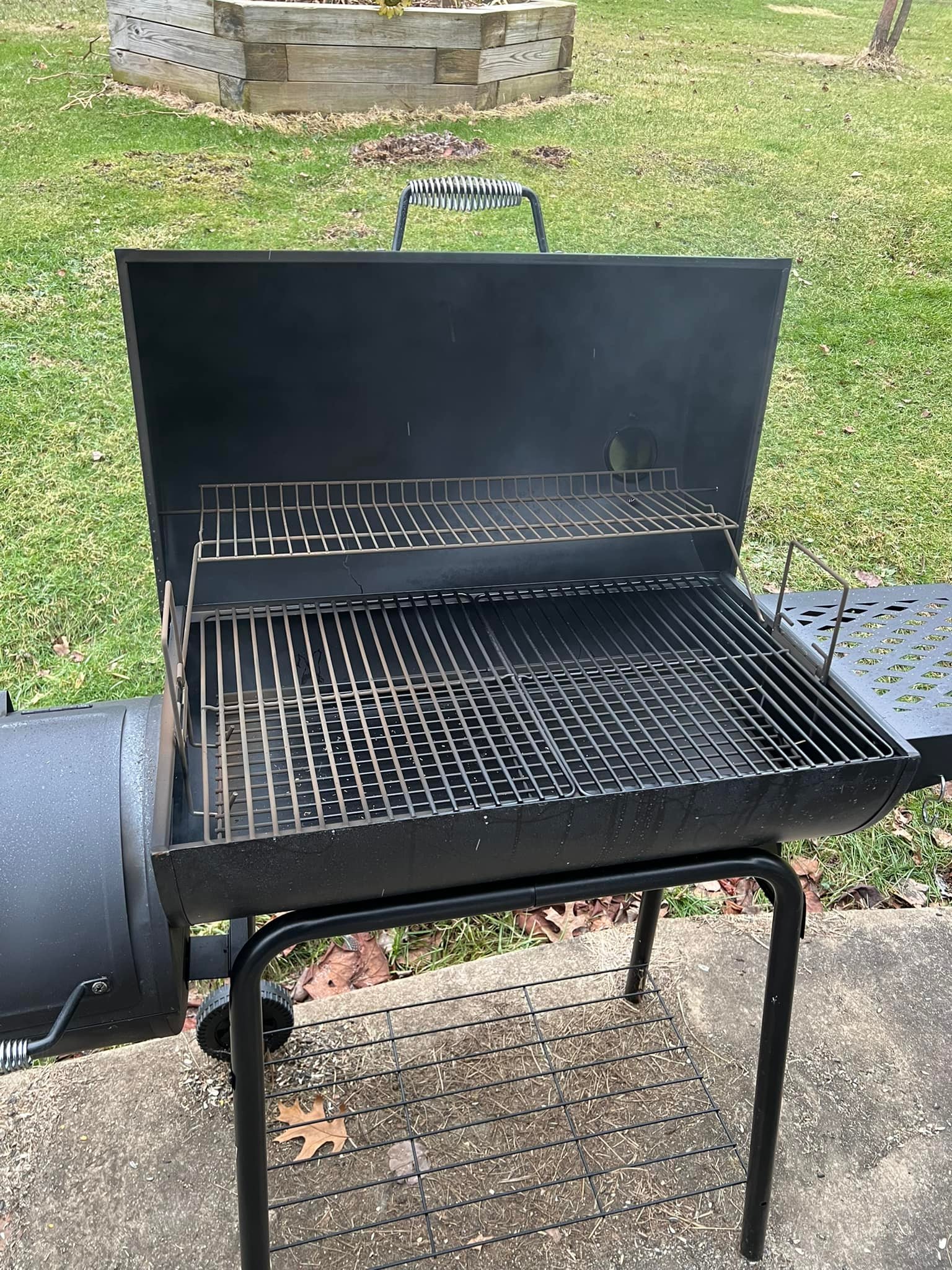 How to use a smoke tube for cold smoking cheese?
