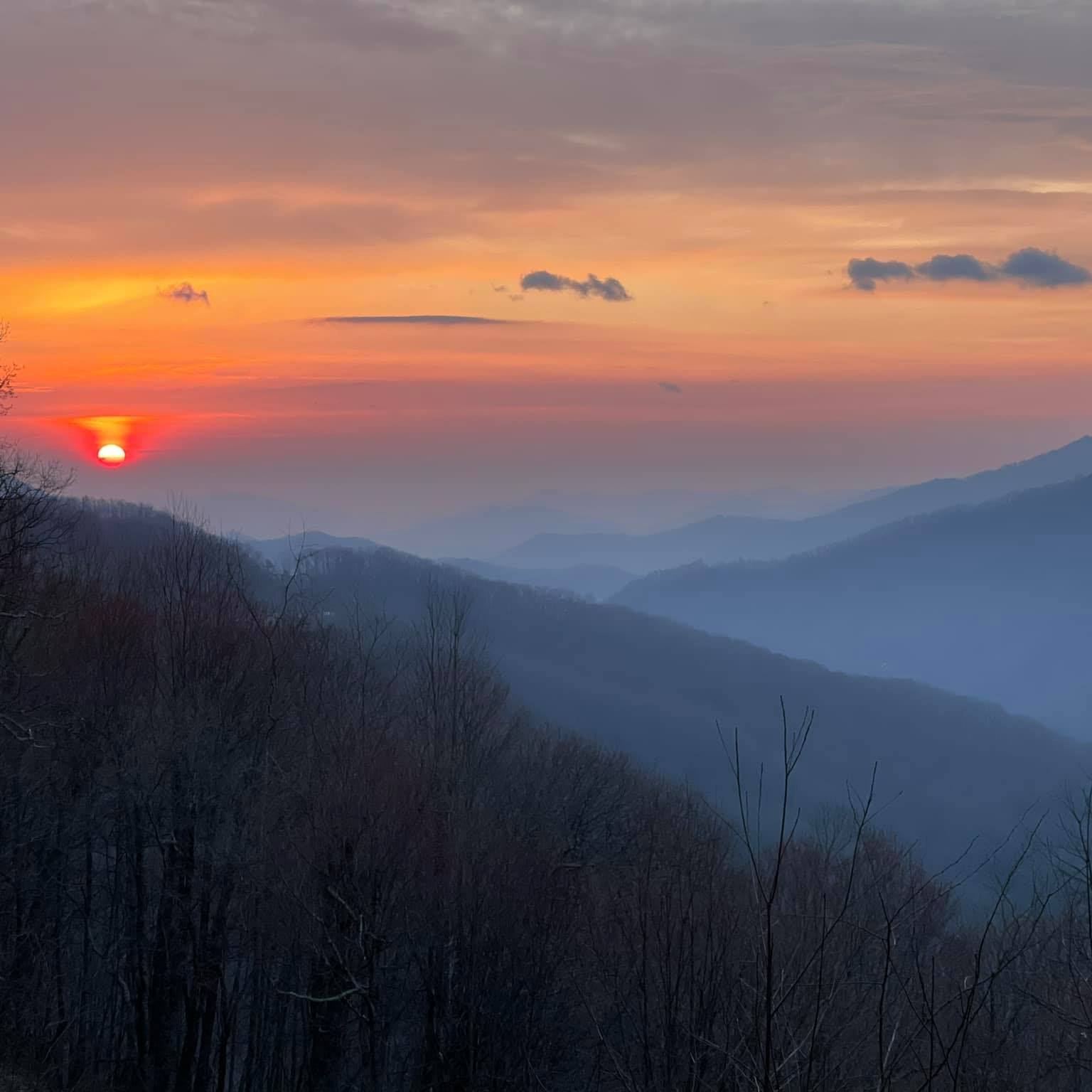 Maggie Valley, North Carolina | We have checked Airbnb and all other ...