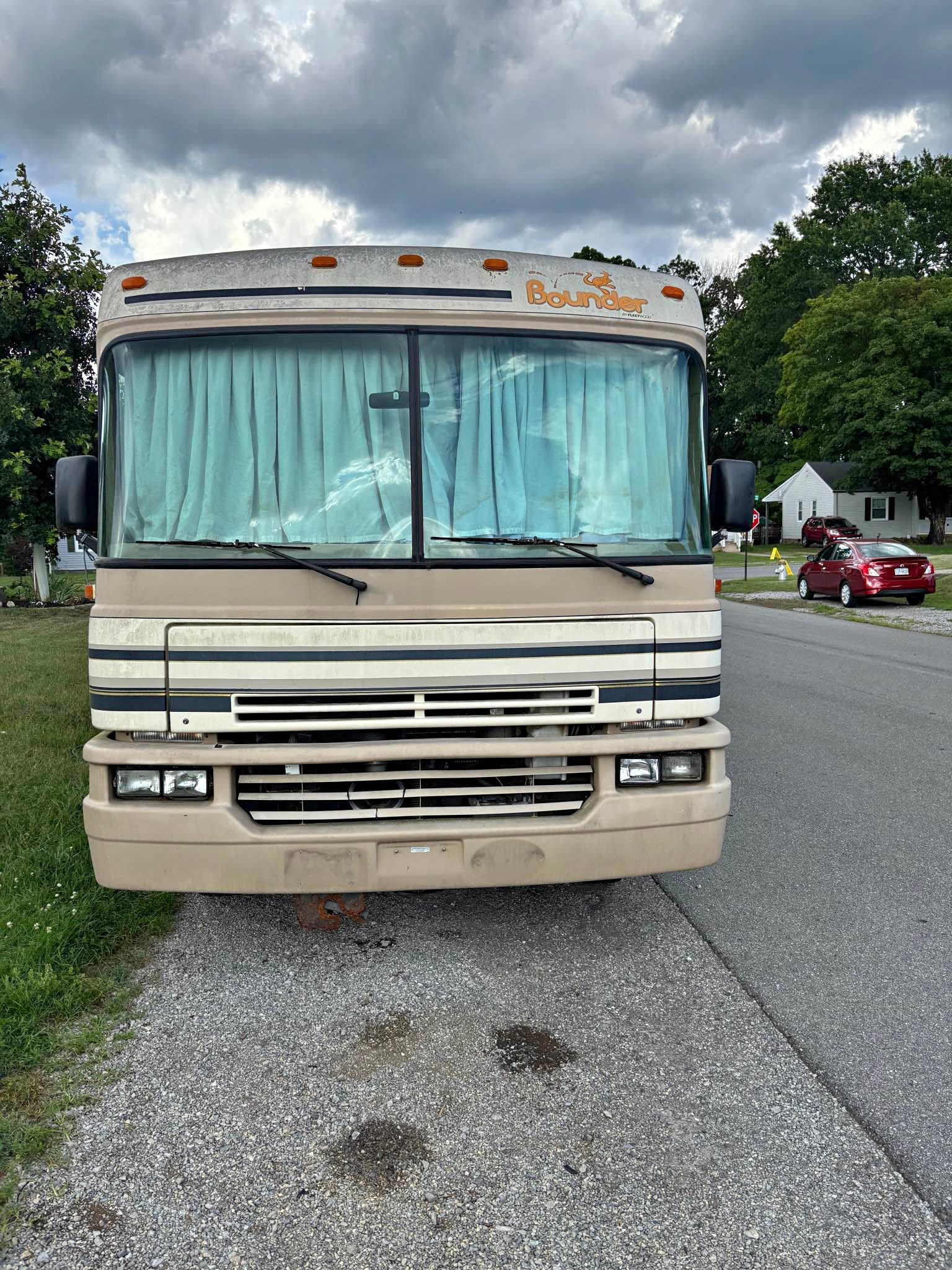 1996 Fleetwood Bounder