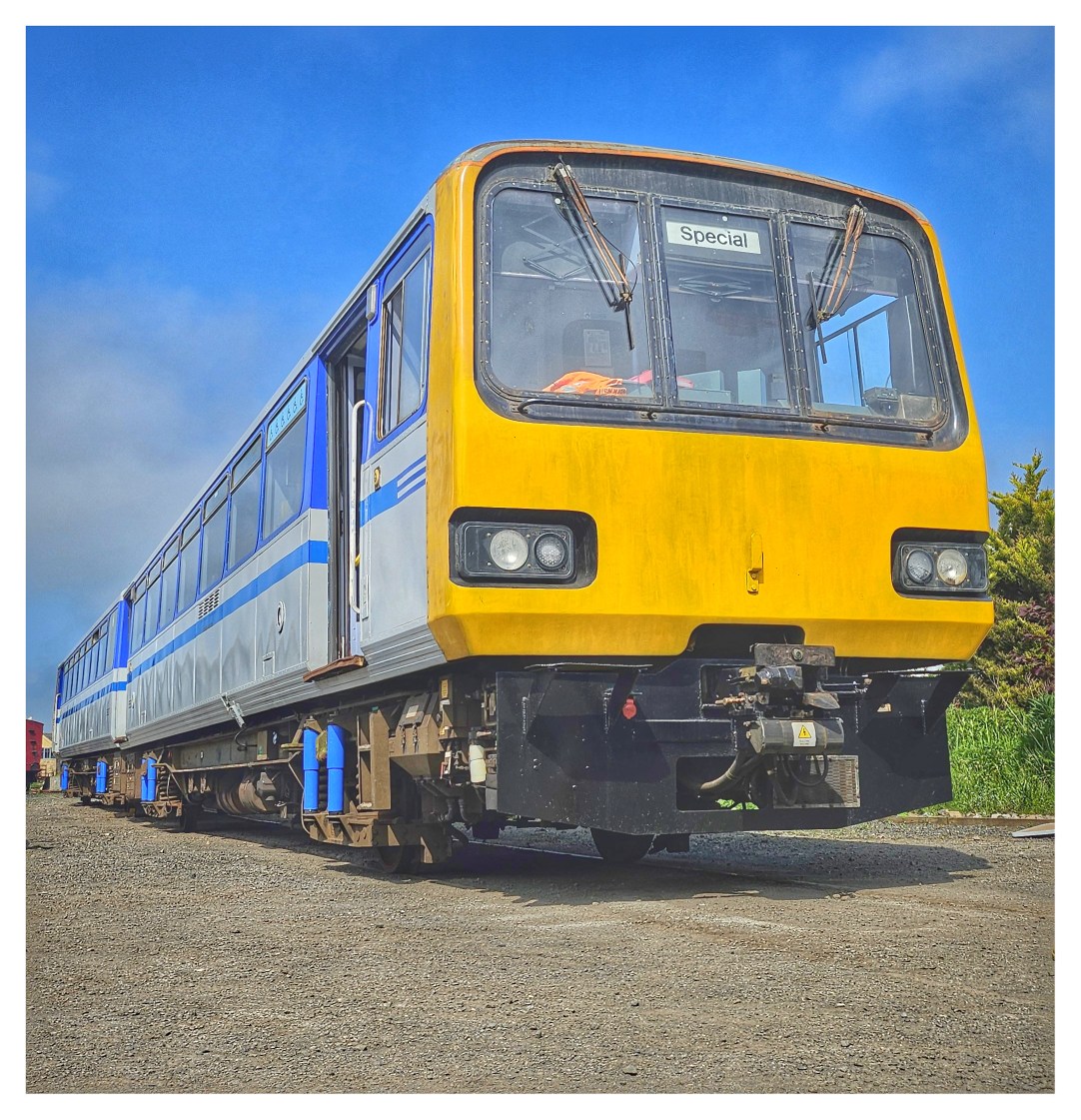 Class 144, 144009, arriving into Irwell Vale on East Lancashire