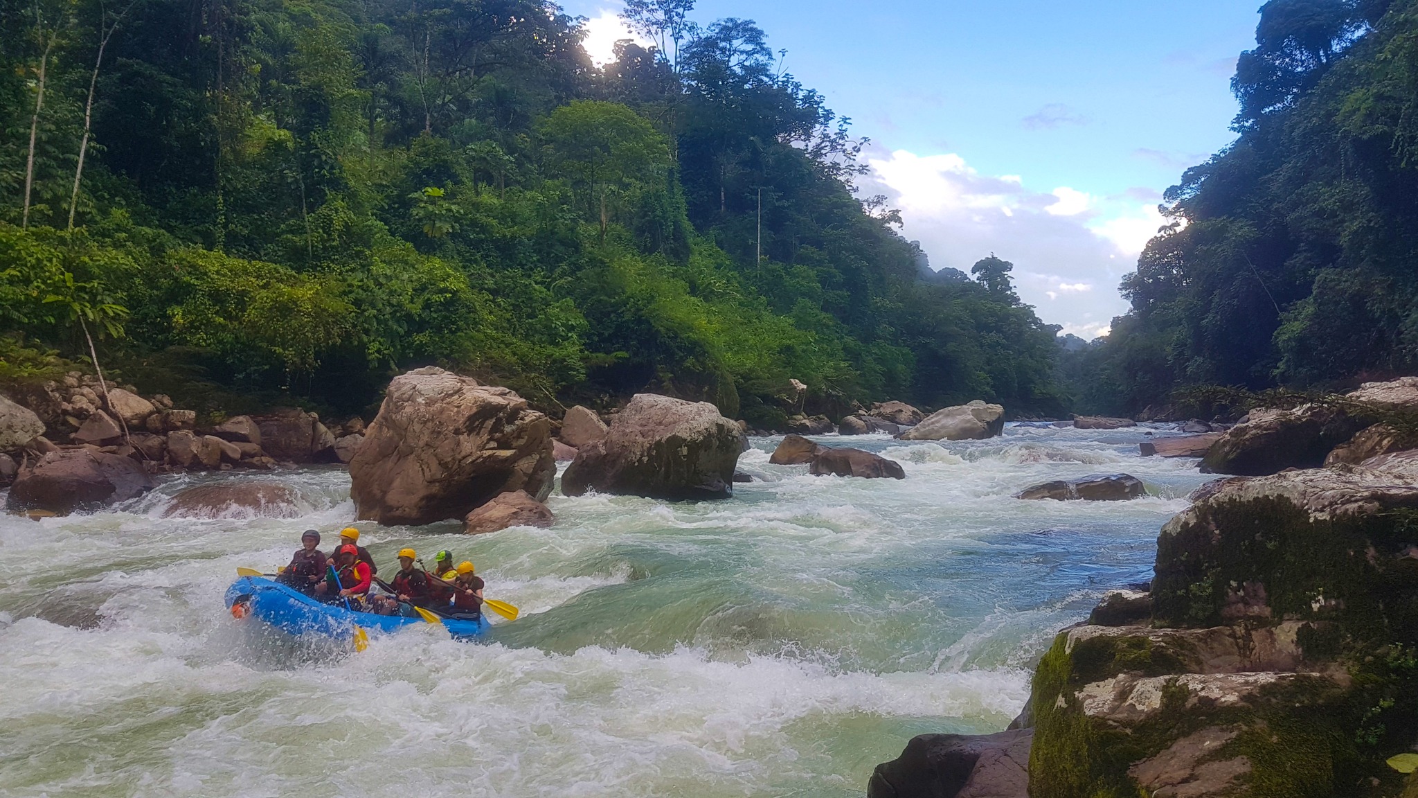 Rainforest Rafting / Kayaking Ecuador | Baeza