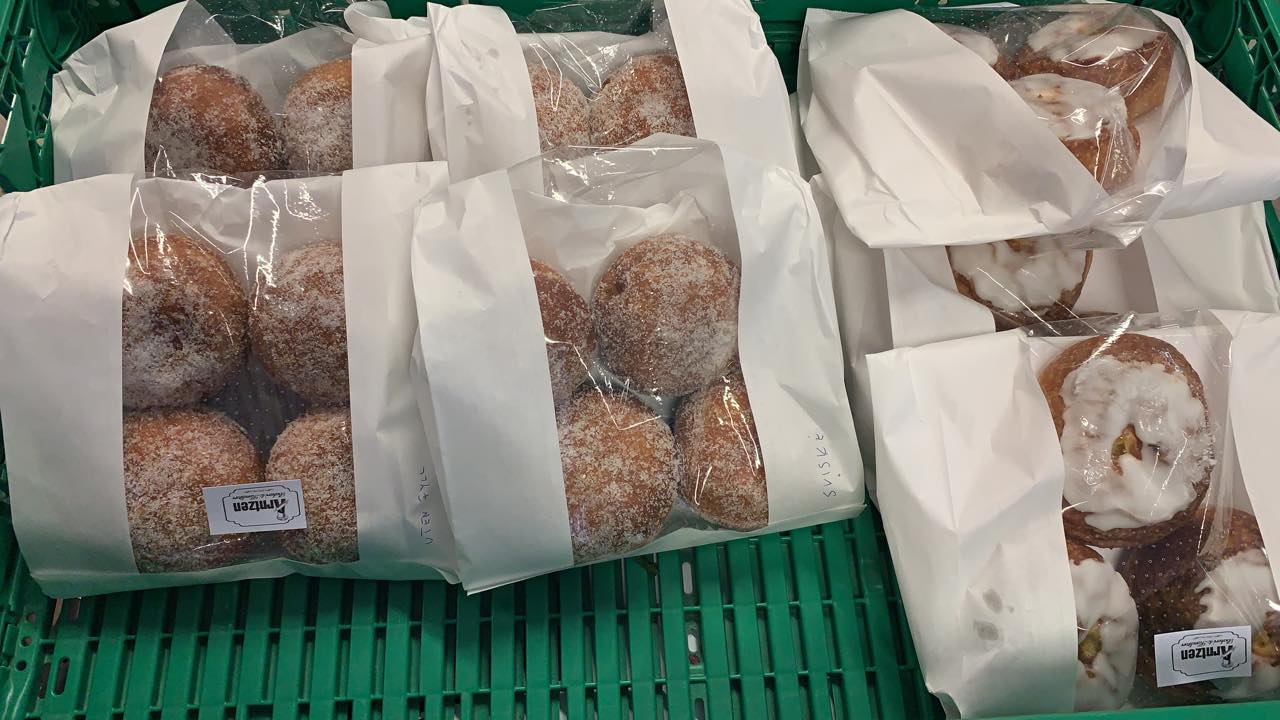 Ferske Berlinerboller med og... - Skatval Landbrukslag SA | Facebook