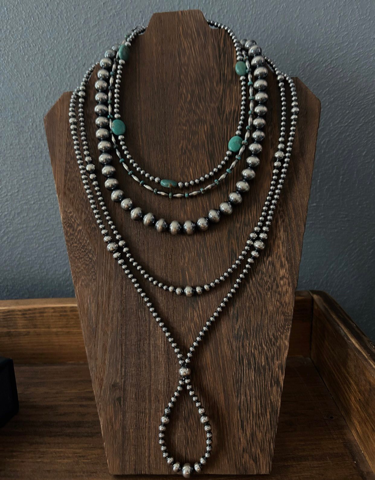 WHO REMEMBERS THE MONDAY ONE DOLLAR SPECIALS AT SAVITT JEWELERS