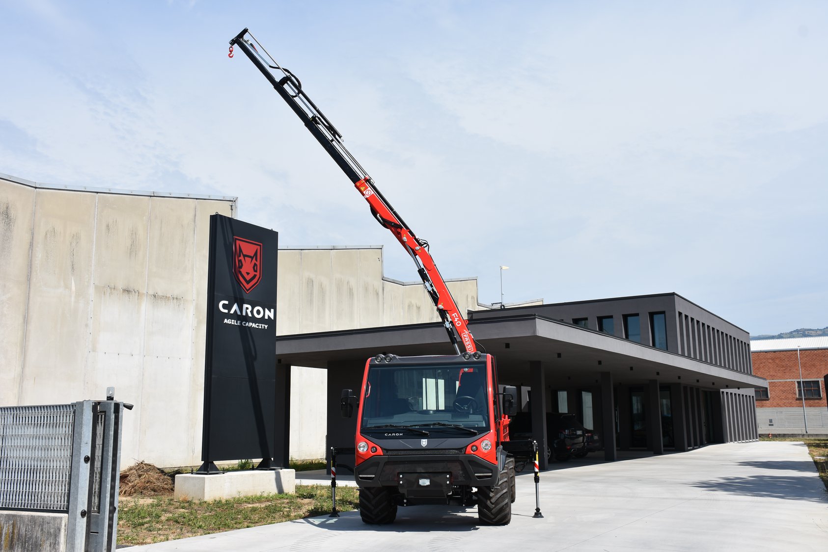 Fassi Gru Spa - Here we are in front of the Caron company... | Facebook