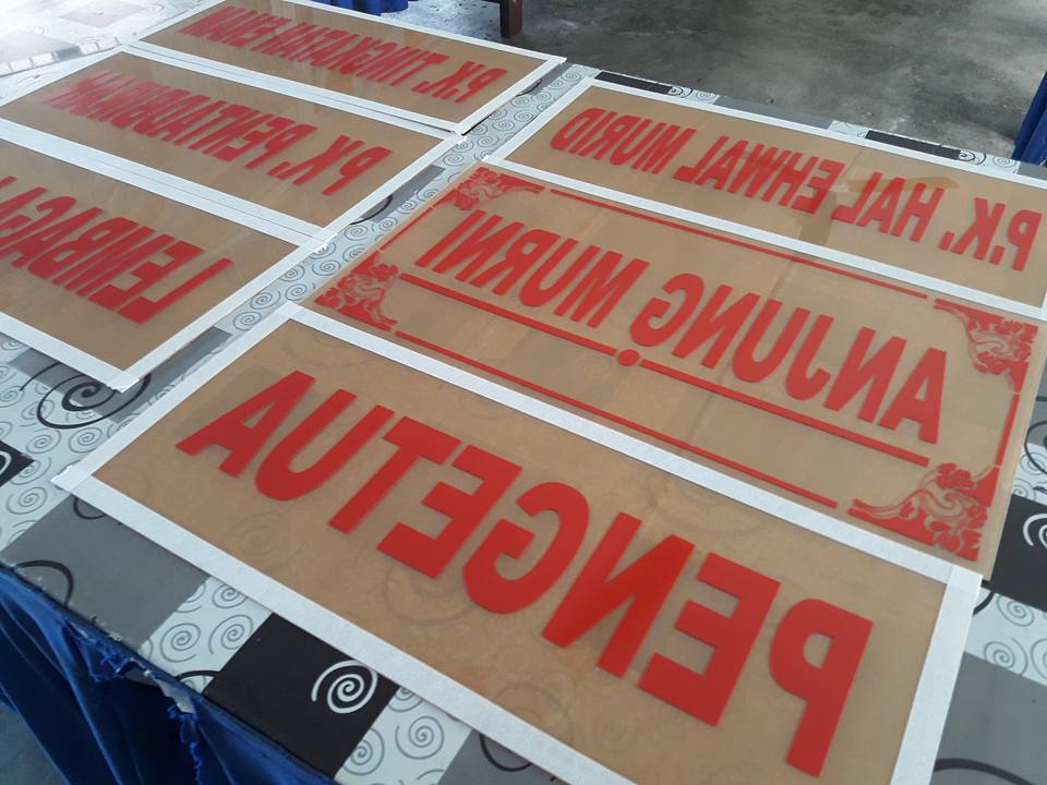 CreativeFinger - On progress... Papan tanda reverse...