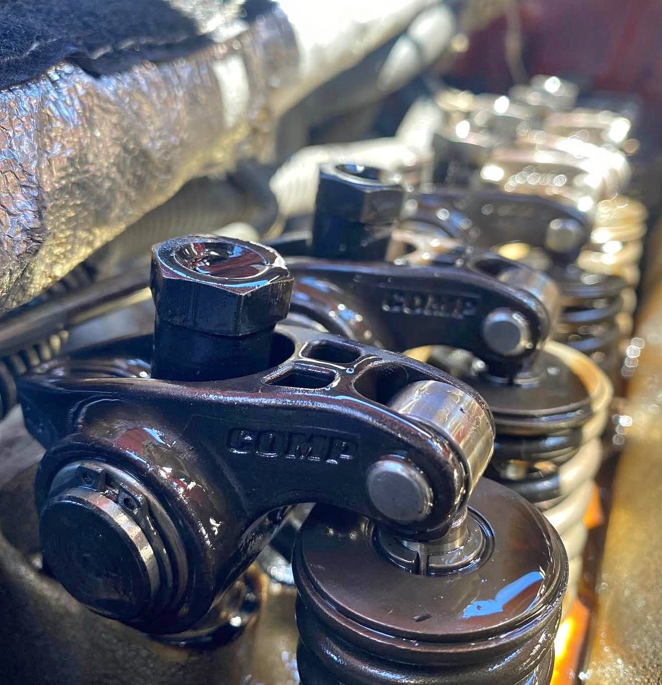 Comp Cams Roller Rockers Wallpaper For Iphone