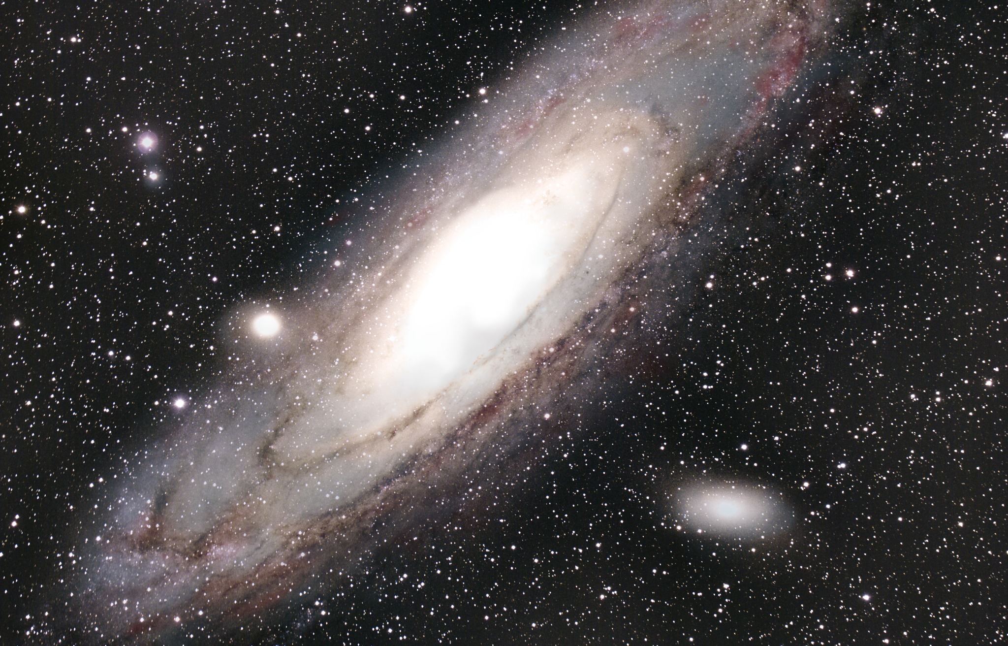 Community - Here is an image of the Andromeda Galaxy taken by Poorvaja ...