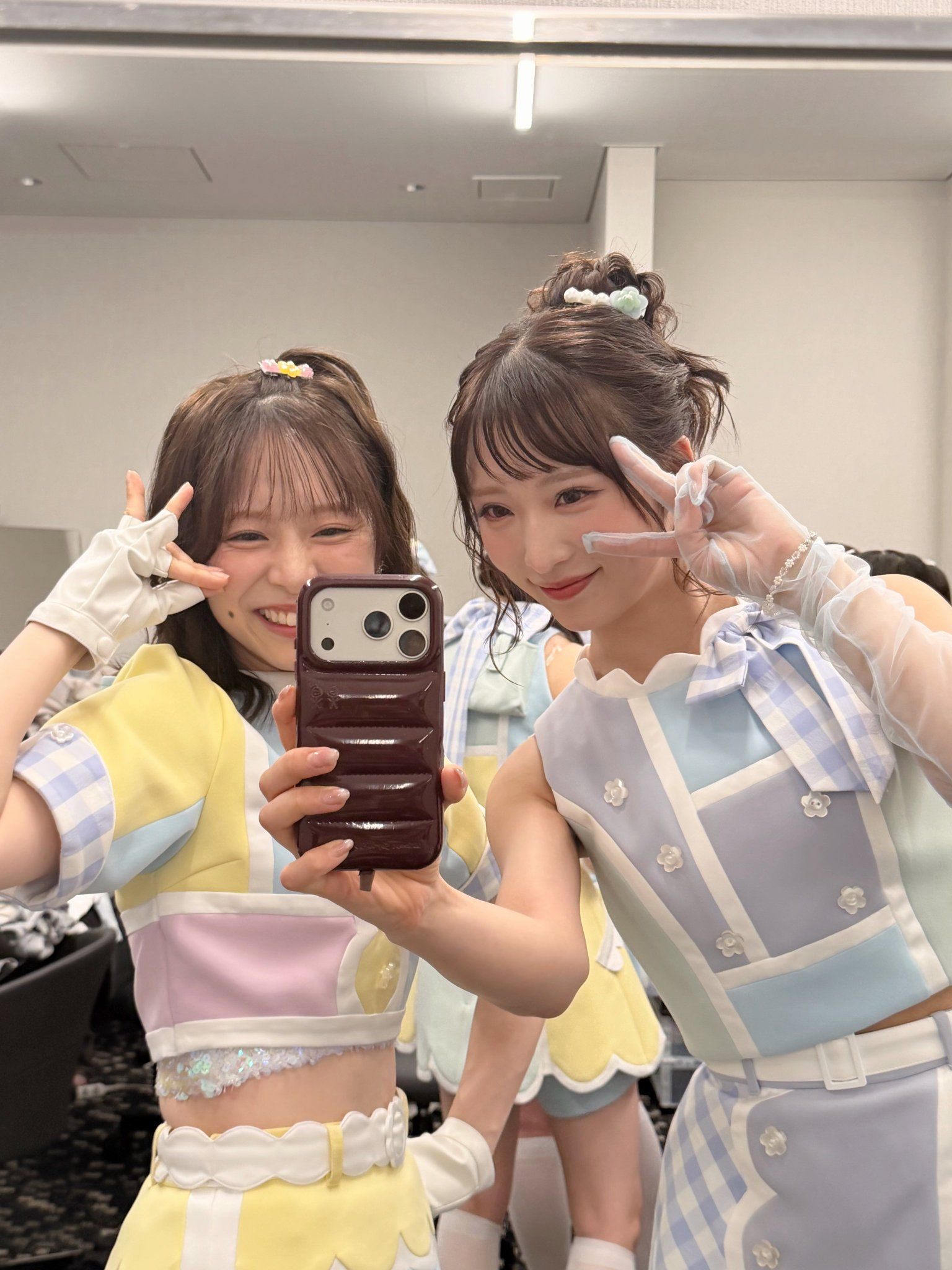 小栗有以 - 小栗有以 added a new photo.