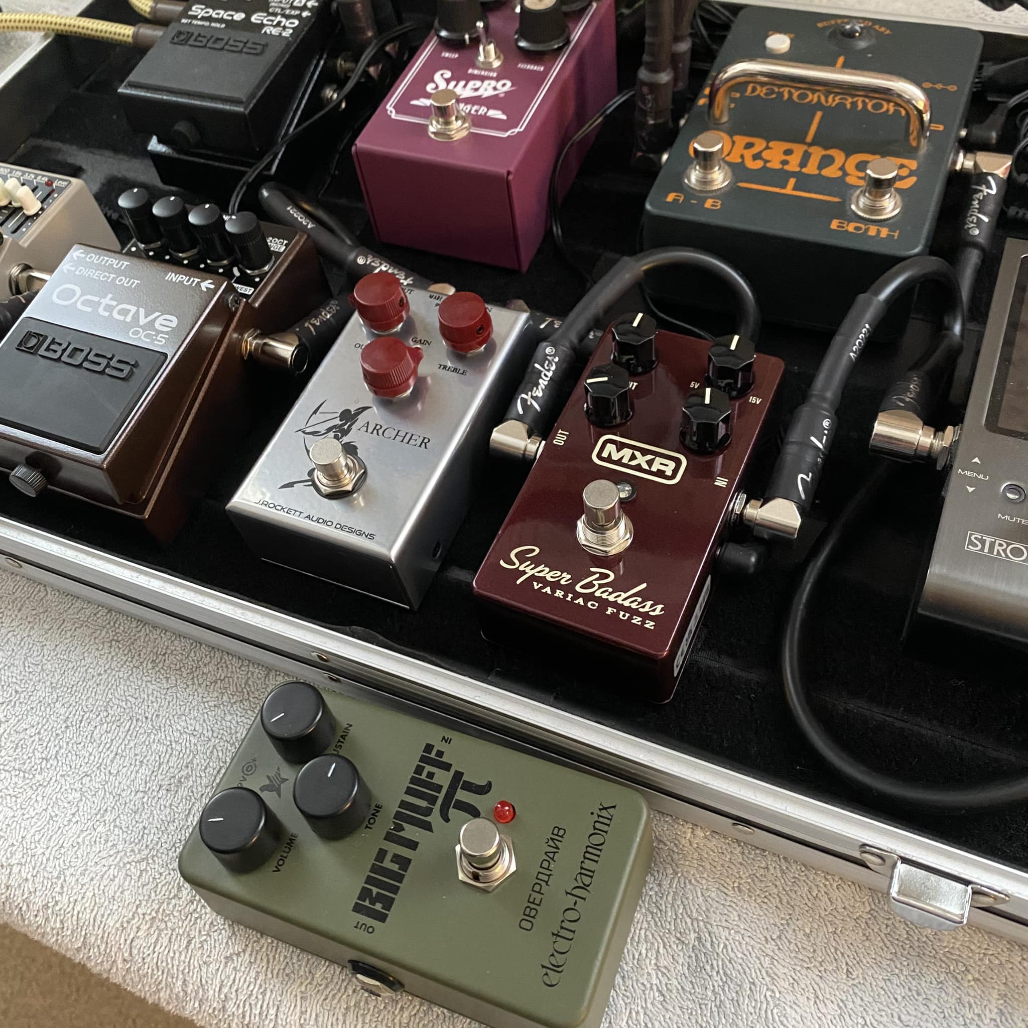 Mxr Super Badass Variac Fuzz Experience Needed