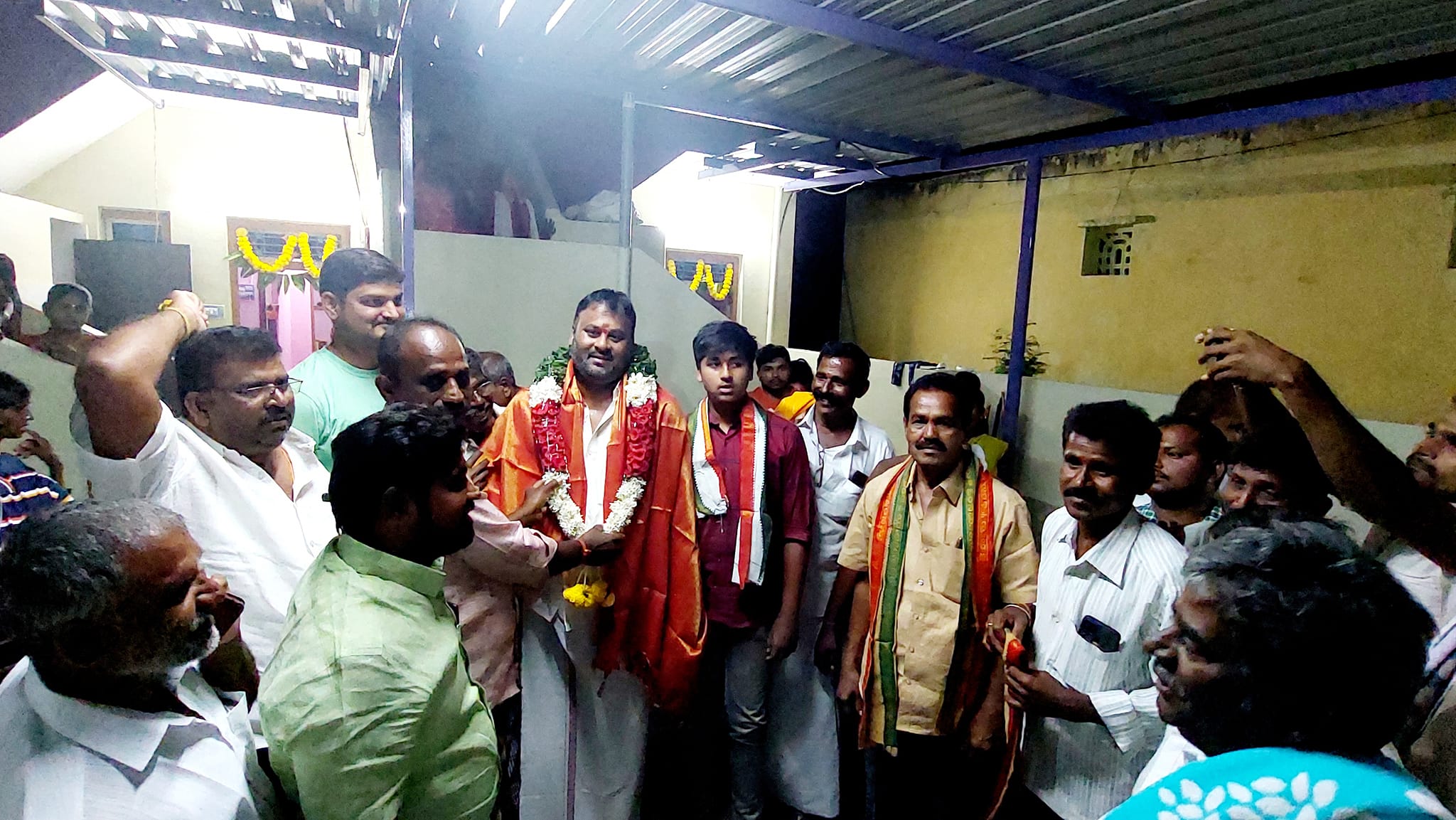 Mandipalli Ramprasad Reddy... - Mandipalli Ramprasad Reddy