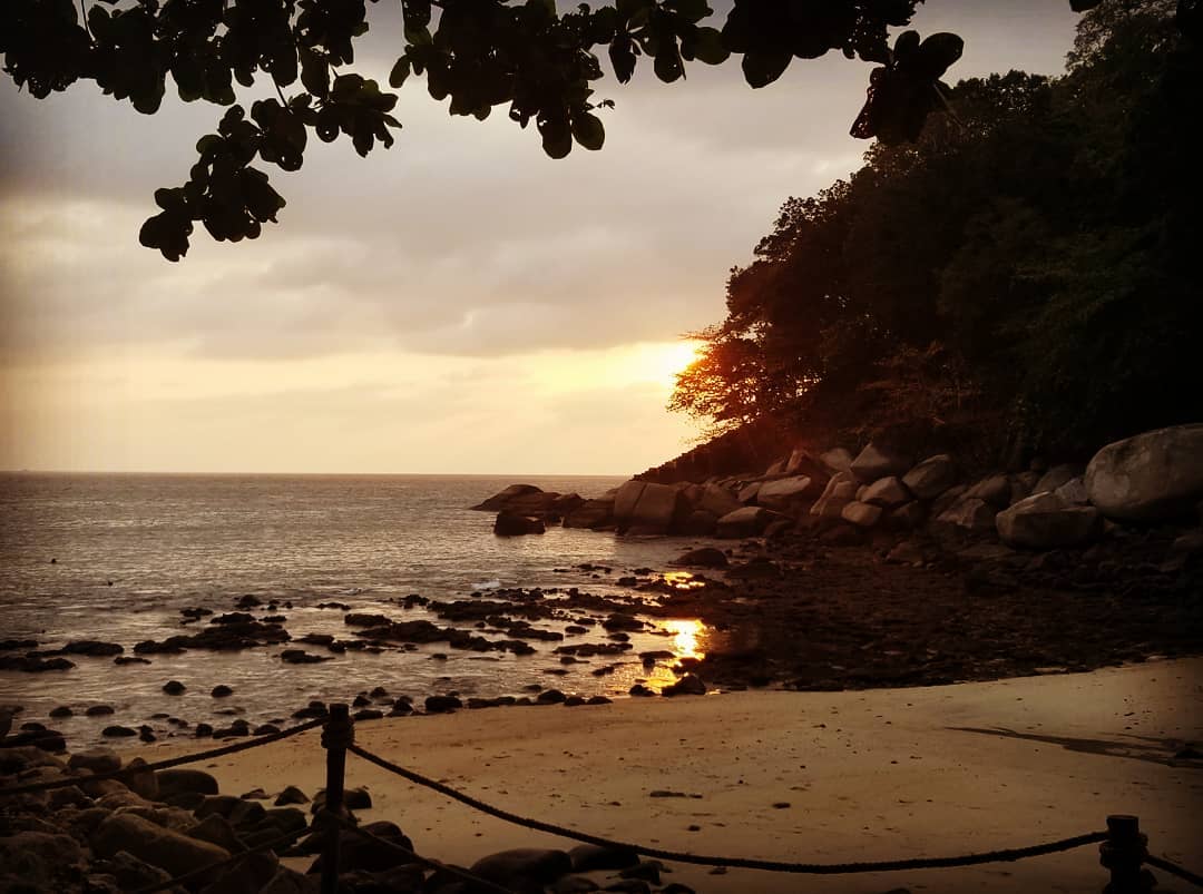 Kanpai Hotel Sunset In Iguana Beach Club Sunset Phuket Facebook