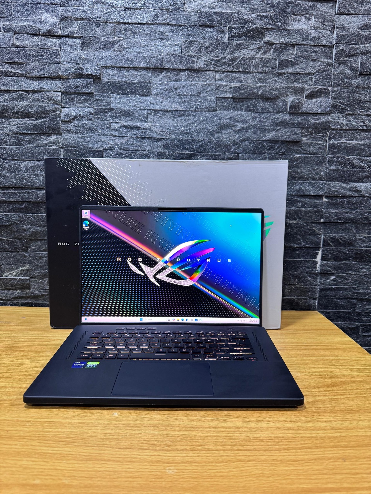 ASUS ROG Zephyrus M16 Gaming Laptop 16-inch FHD IPS 165Hz Display 