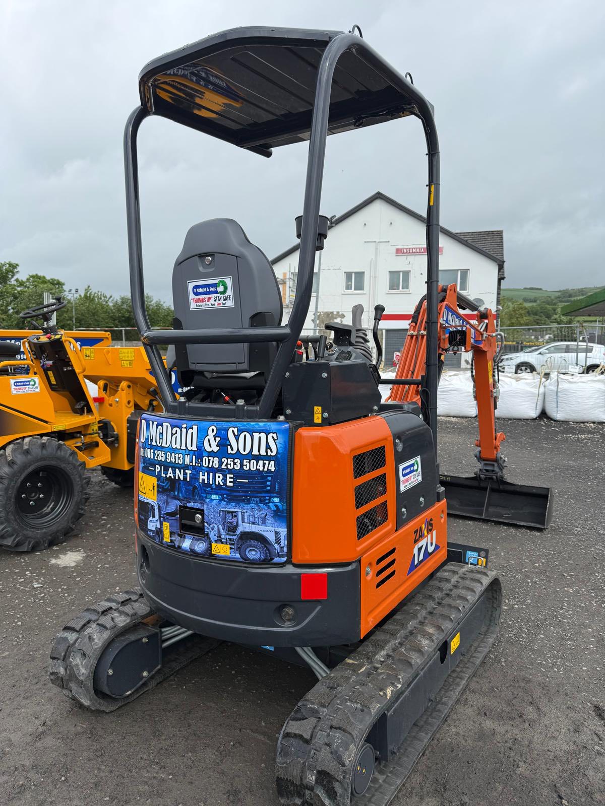New digger 2 new dumpers d mc daid & sons