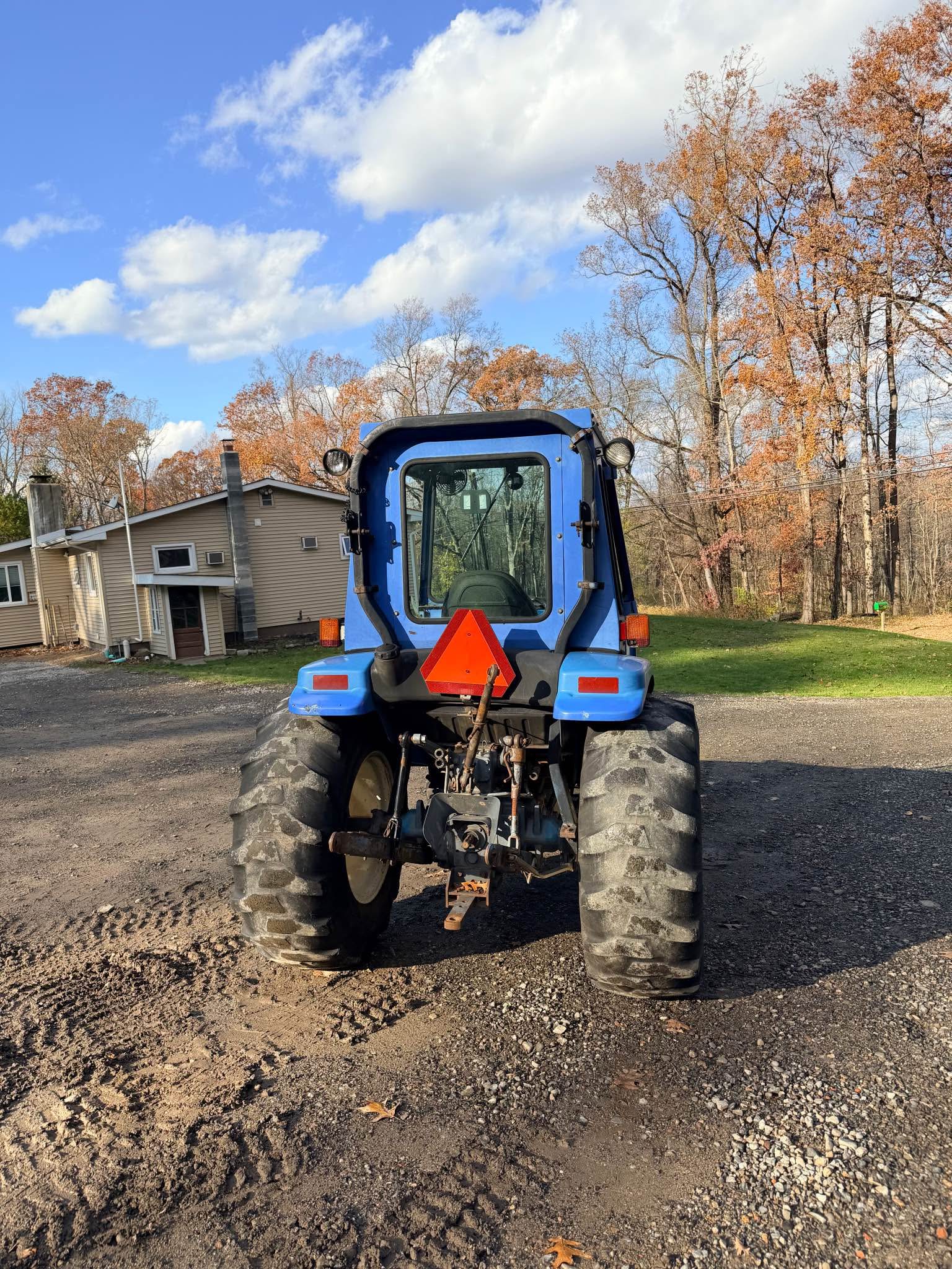 New Holland TC45D Super Steer Tractor With Loader 4x4 - Toy ...