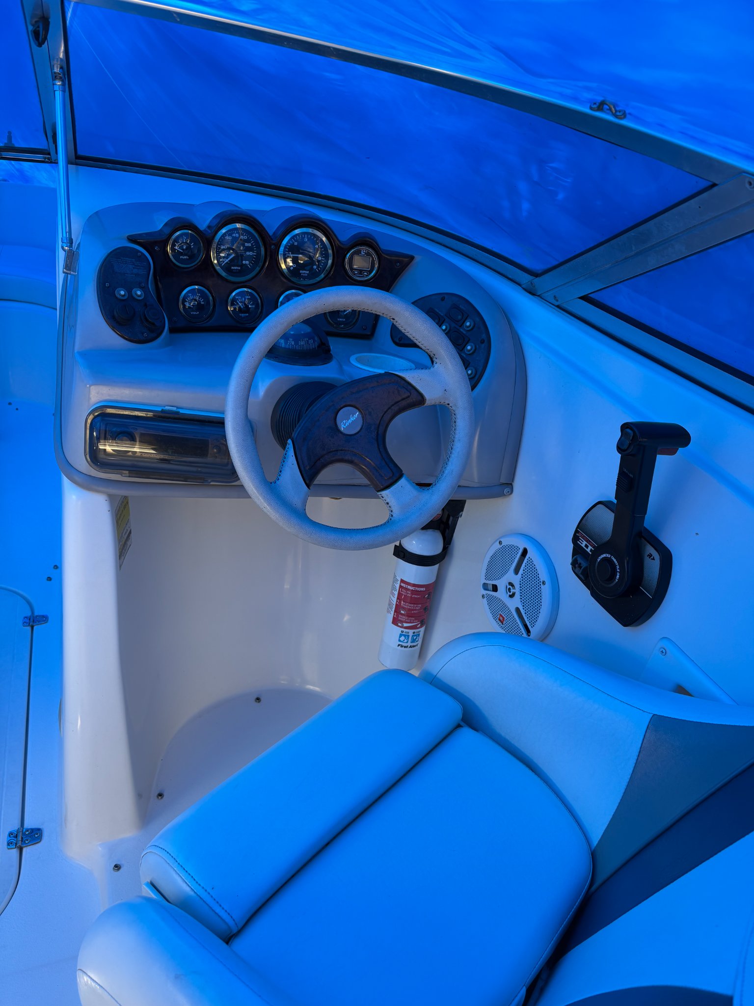 2000 23 foot Rinker Captiva Boat - Boats - Livonia, Michigan | Facebook ...