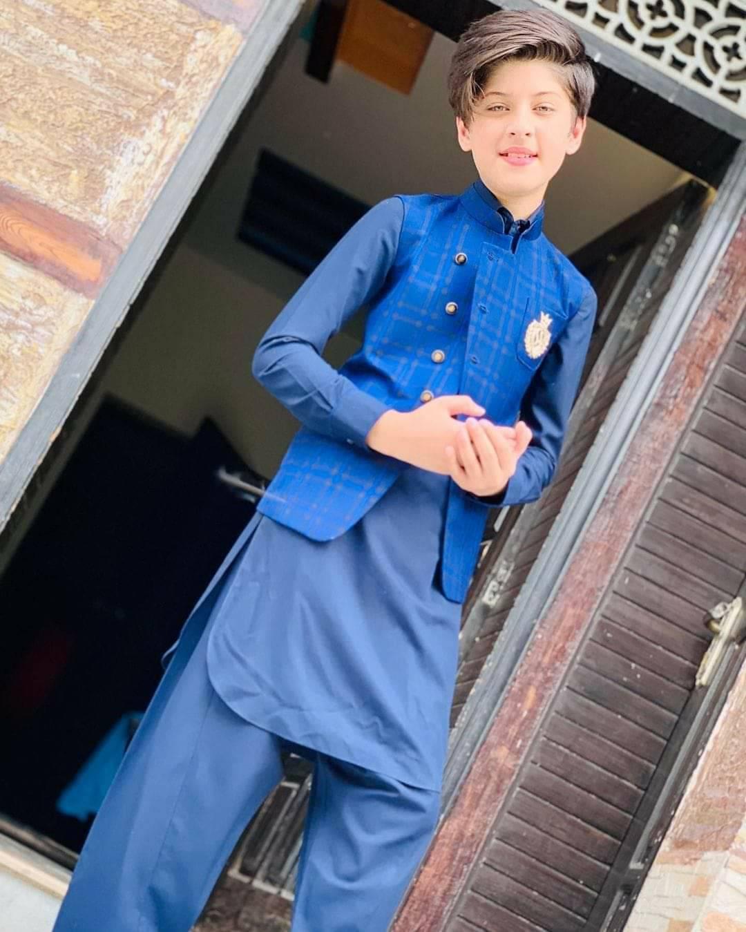 Fatiq khan model star | Facebook