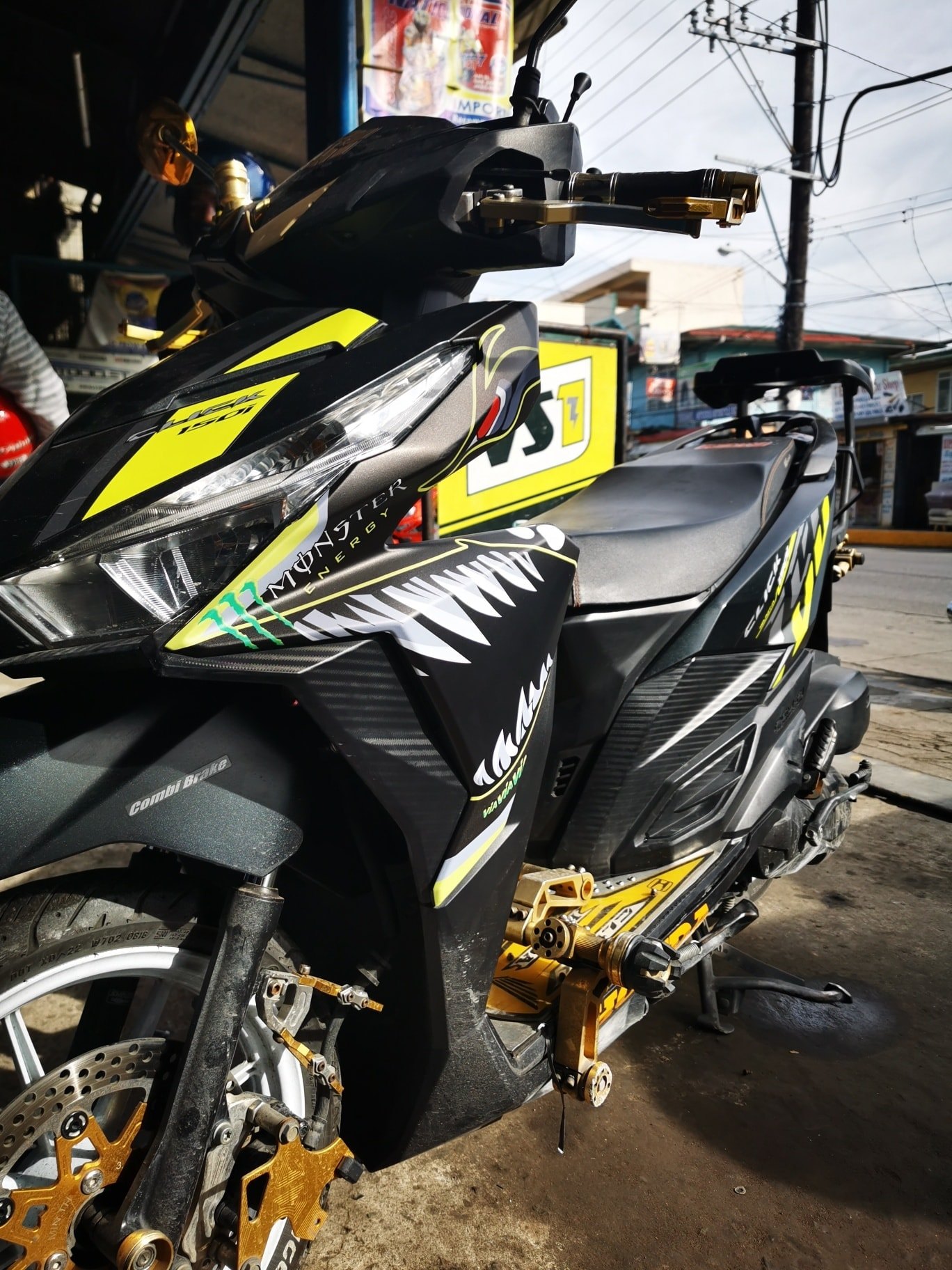Honda click v1 150 side shark decals - Motosikleta Sticker