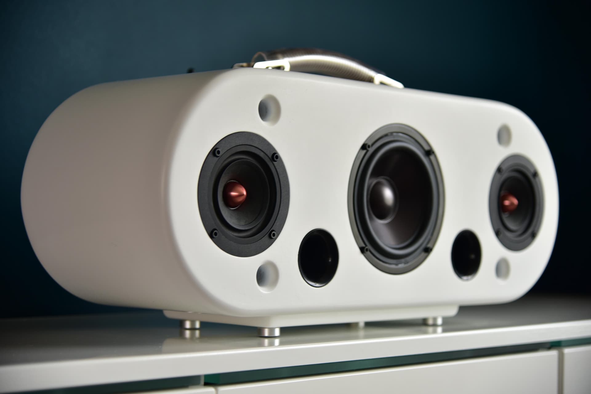 DIY wifi and bluetooth boombox with acrylic amplifier