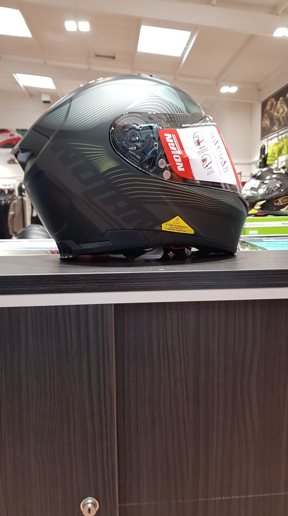 nolan helmets vs shoei N60-6 Sport Paint 346 – Deep Blue Helmet ECE 22.06 Cruise 3 How is the sizing of