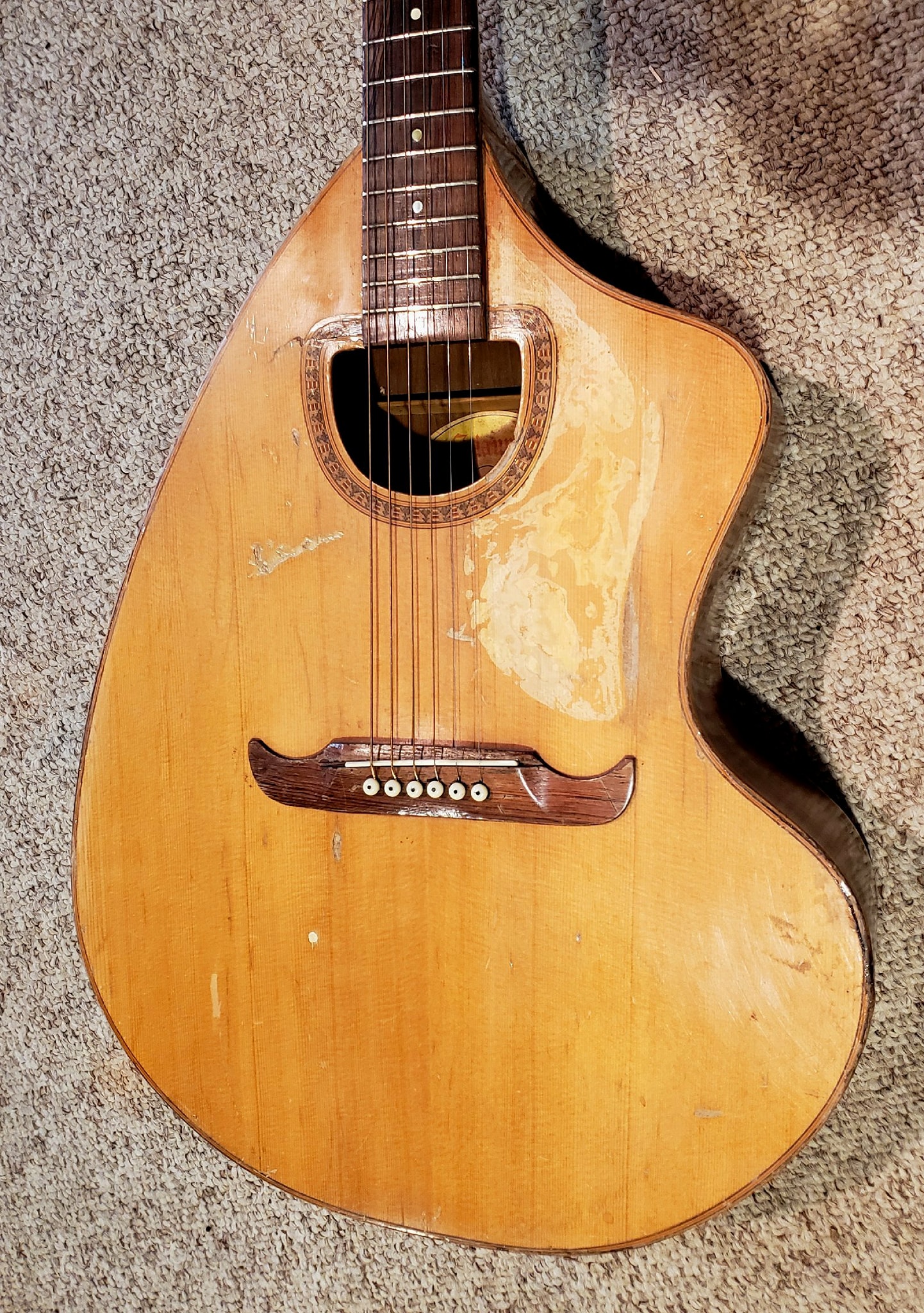It's #WeirdAssWednesday!!! #GuitarOfTheDay: Early 1970's Early 70s