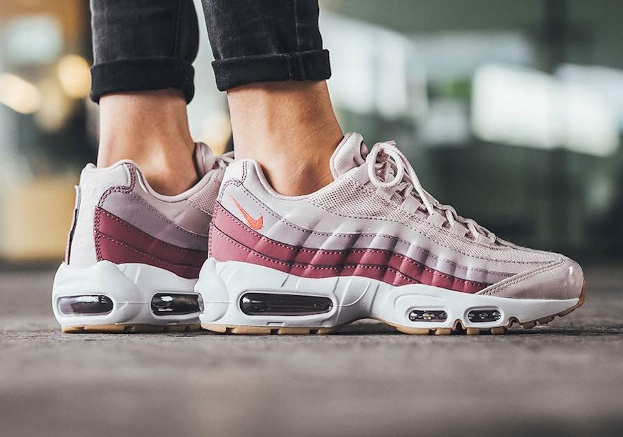 Nike Air Max 95 粉紫漸層 這是預購文 Demi S Goodies Shop代購分享 Facebook