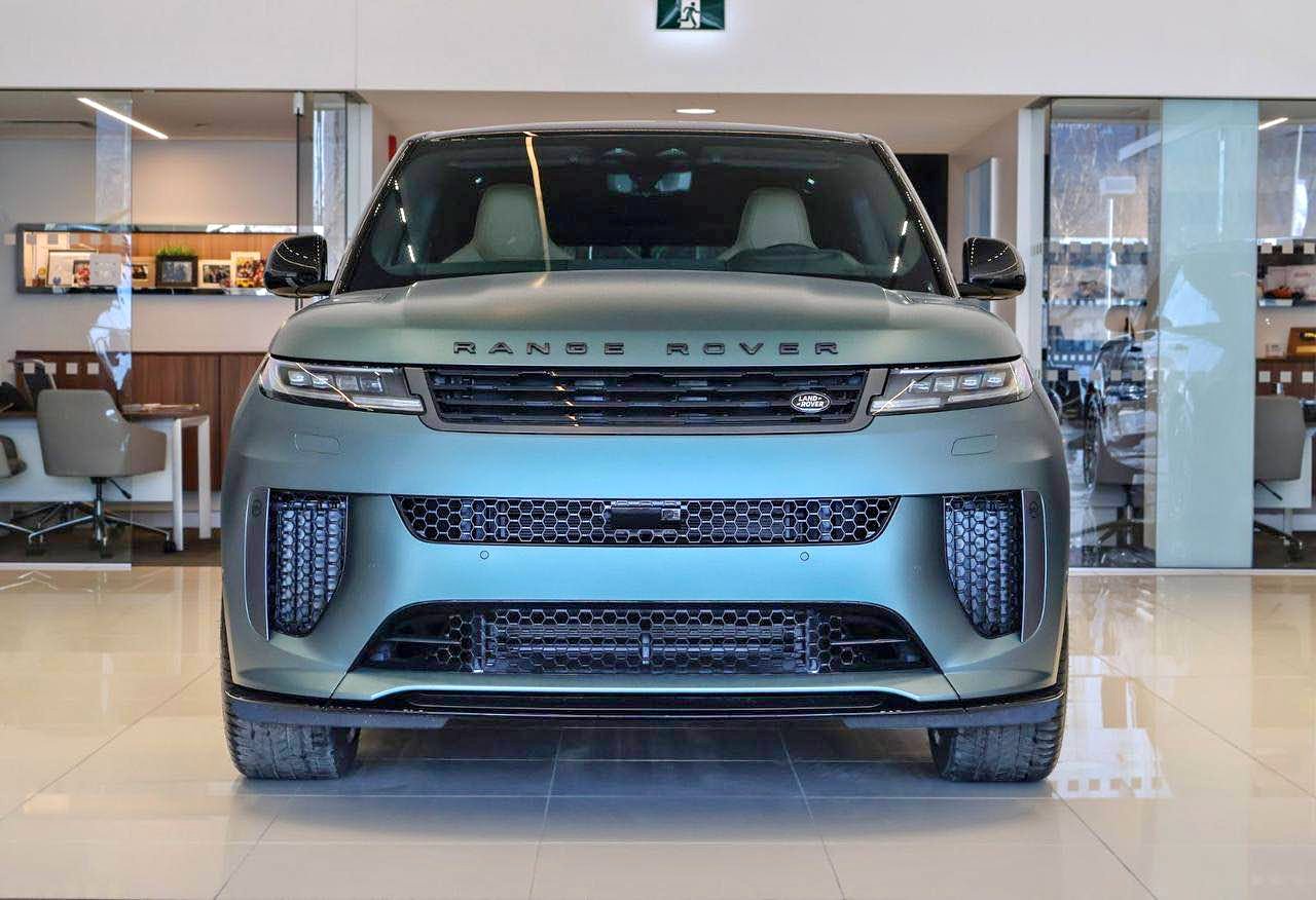 2025 Land Rover Range Rover Sport P635 SV - Cars & Trucks - Montreal ...