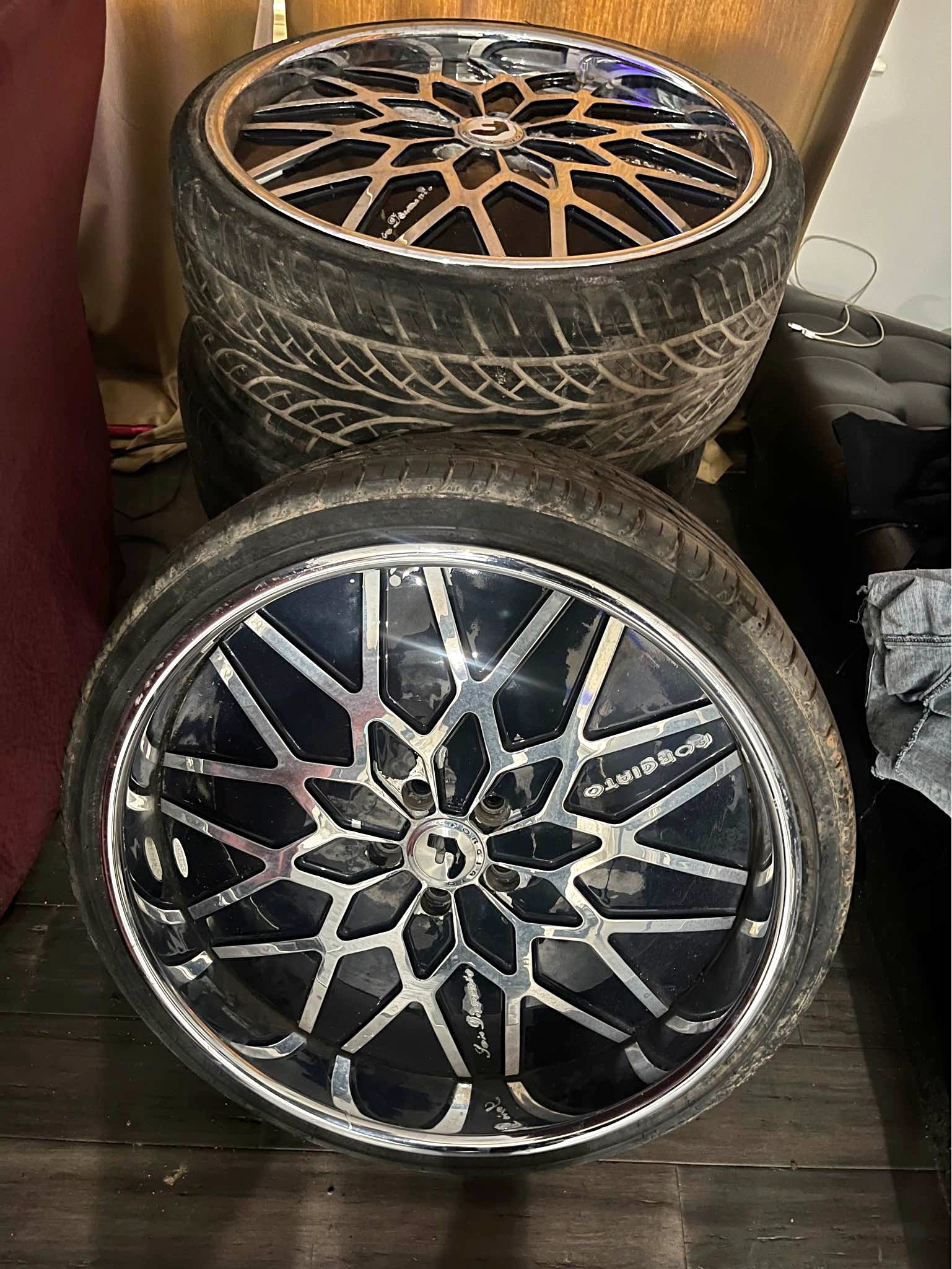 22 inch offset staggered Forgiato rims and tires - Car Wheels, Tires ...