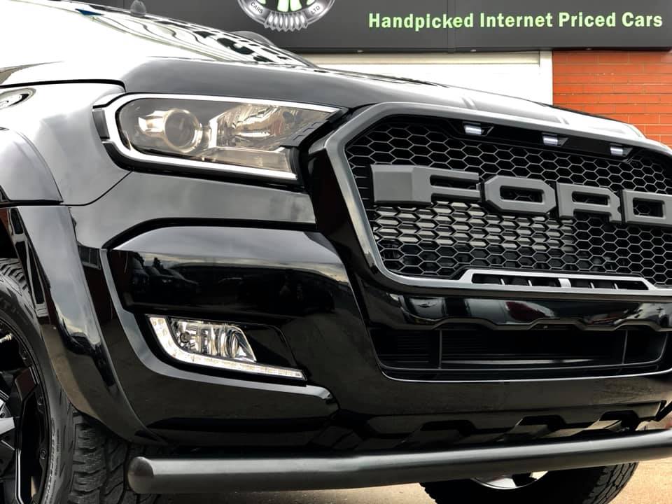 MA-SV - MA-SV Ranger 3.2 Auto Wildtrak Black Edition To...