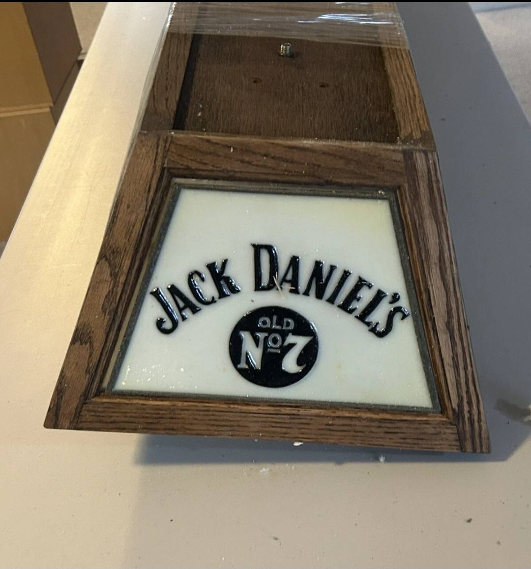 👀 for this pool table light plz lmk if anyone has one to re 🏠