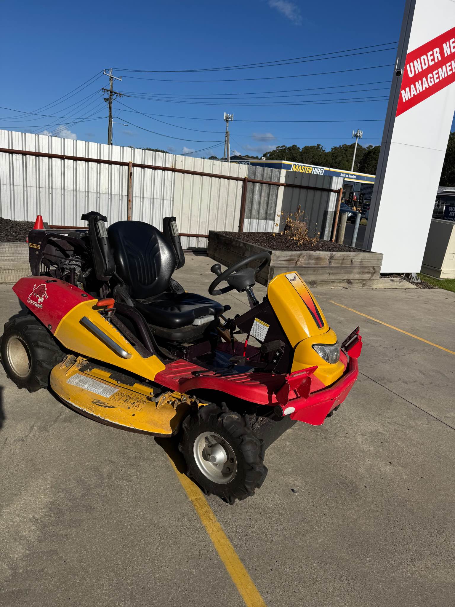 Razorback cmx2302 - Lawn Mowers - Coffs Harbour, New South Wales ...