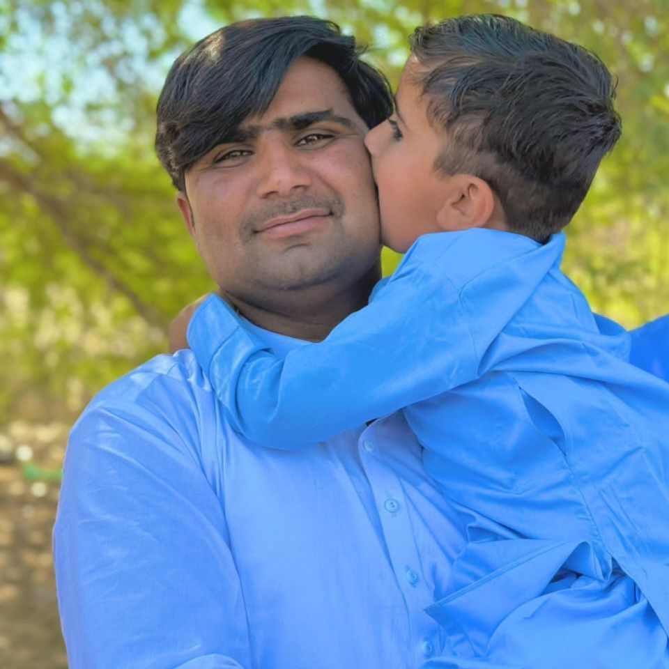 ڪردار ۾ ٿوري سختي رکو ڇو ته جنھن تار ۾ ڪرنٽ ناھي ھوندو, ان کي ماڻھون ...
