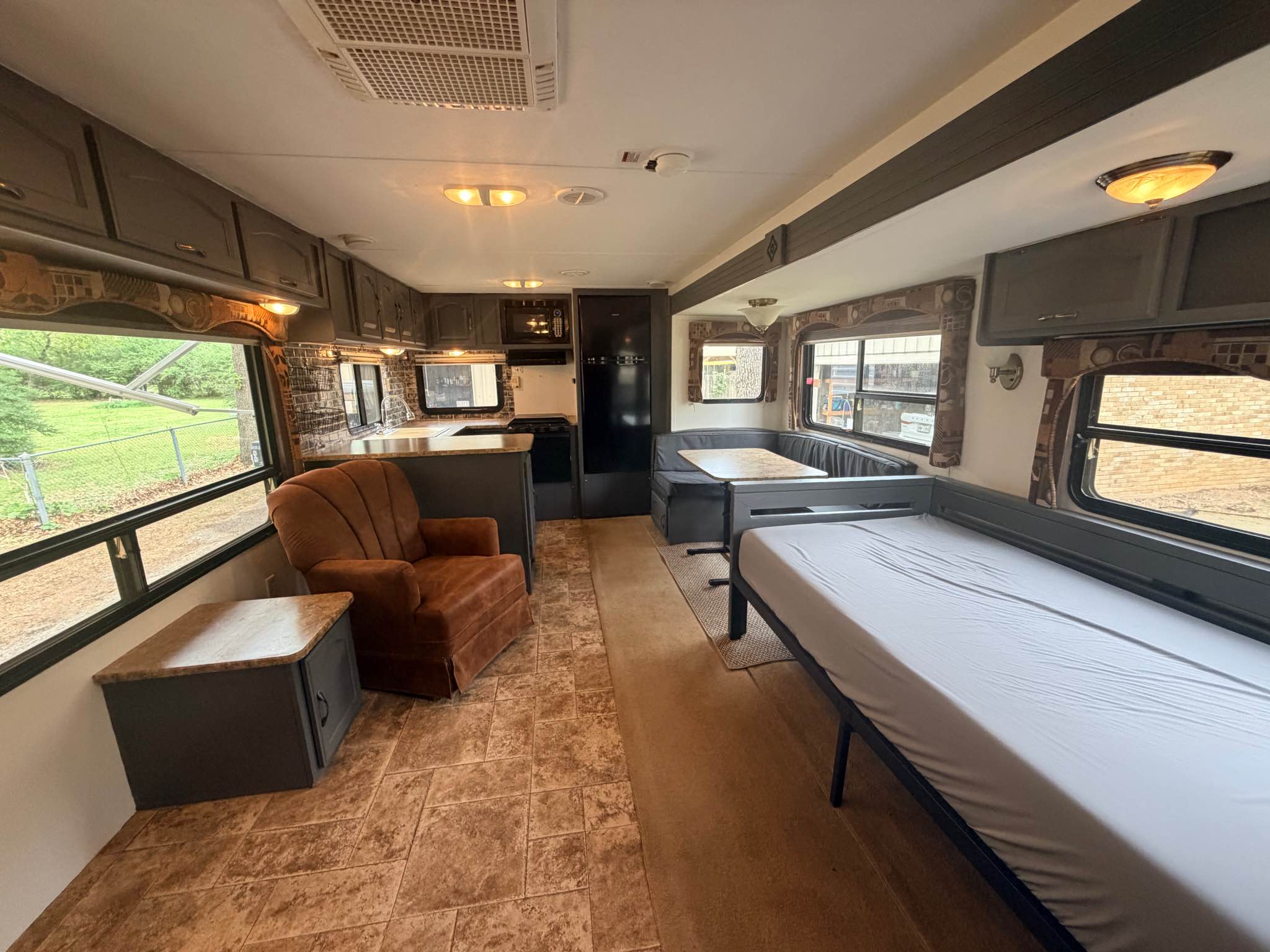 RV-Camper - Travel Trailers - Rendon, Texas | Facebook Marketplace ...