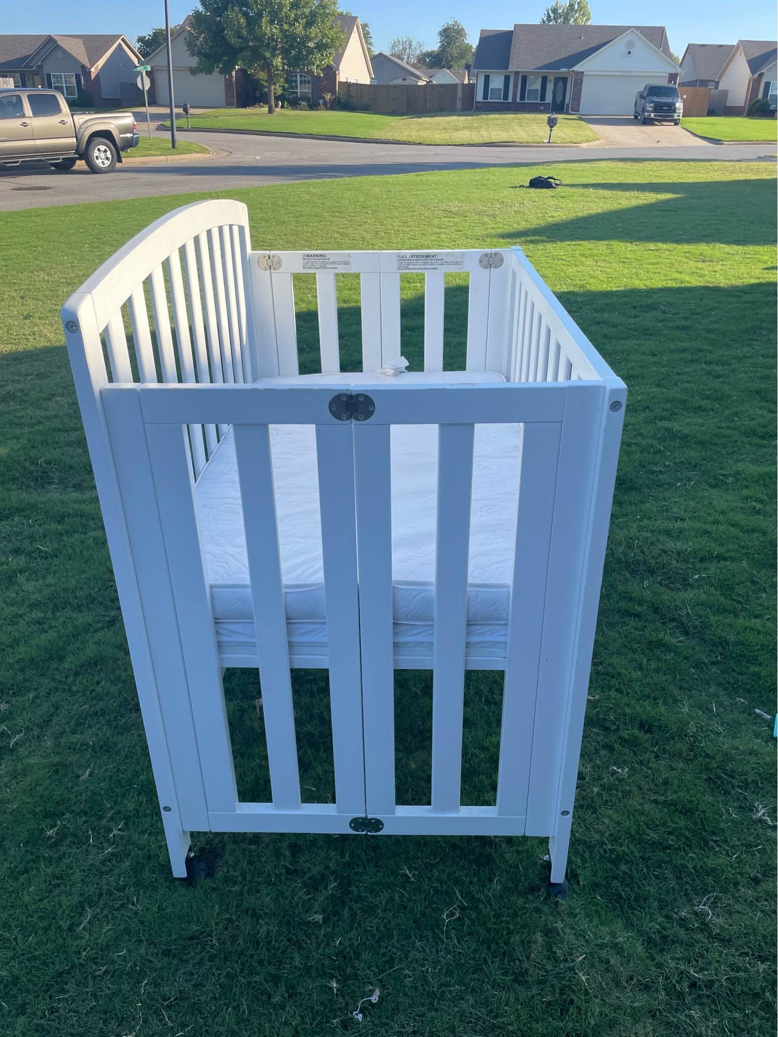 Collapsible mini crib - Cribs - Broken Arrow, Oklahoma | Facebook
