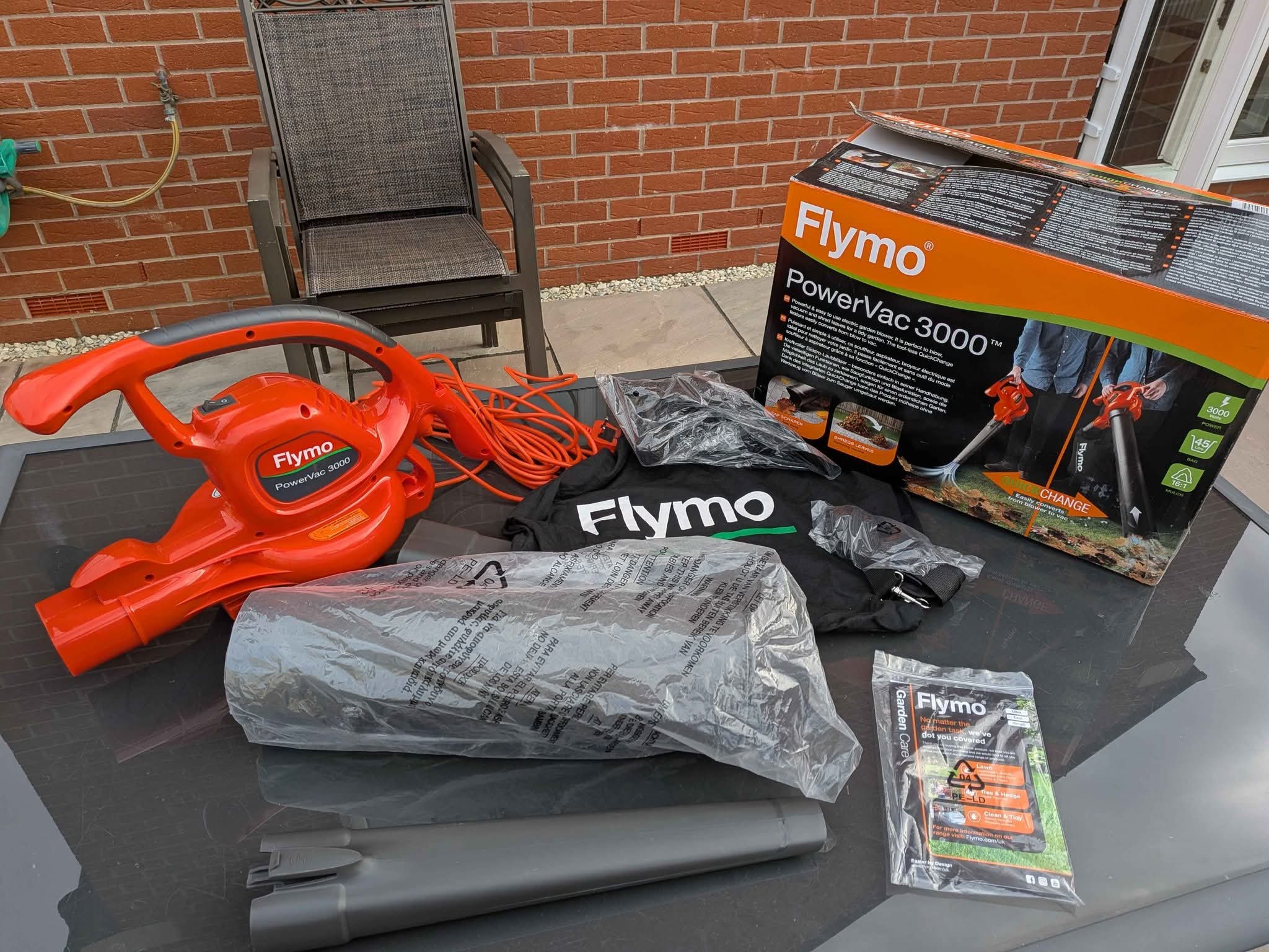 Flymo PowerVac 3000 - Remote Control Toys - Quedgeley, Gloucestershire ...