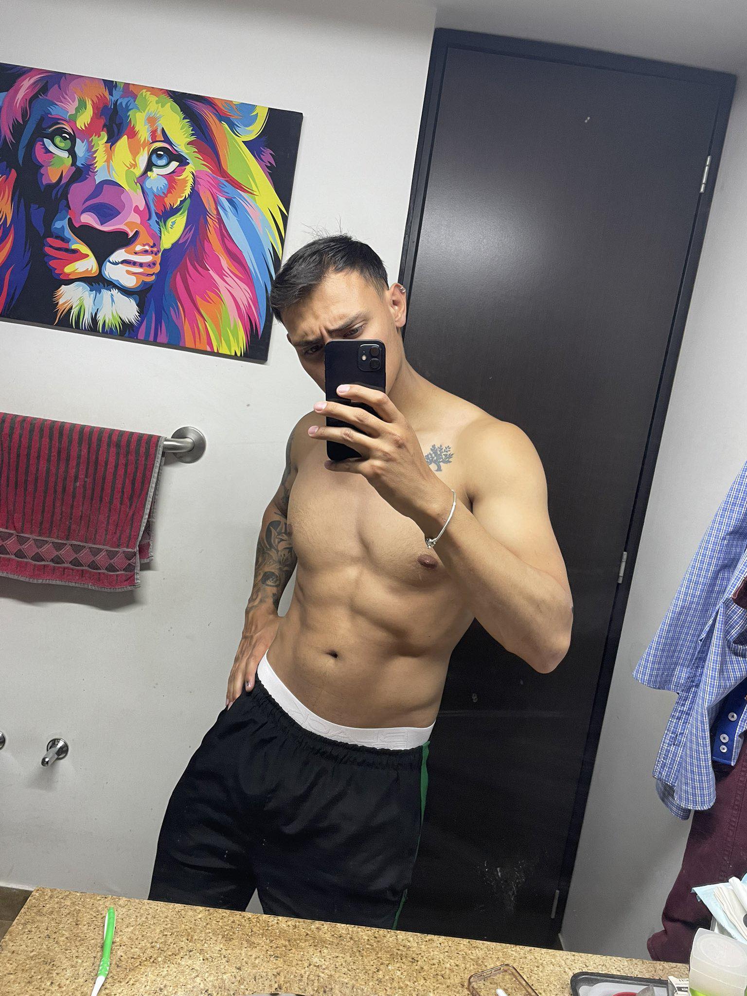 Alexander Leal