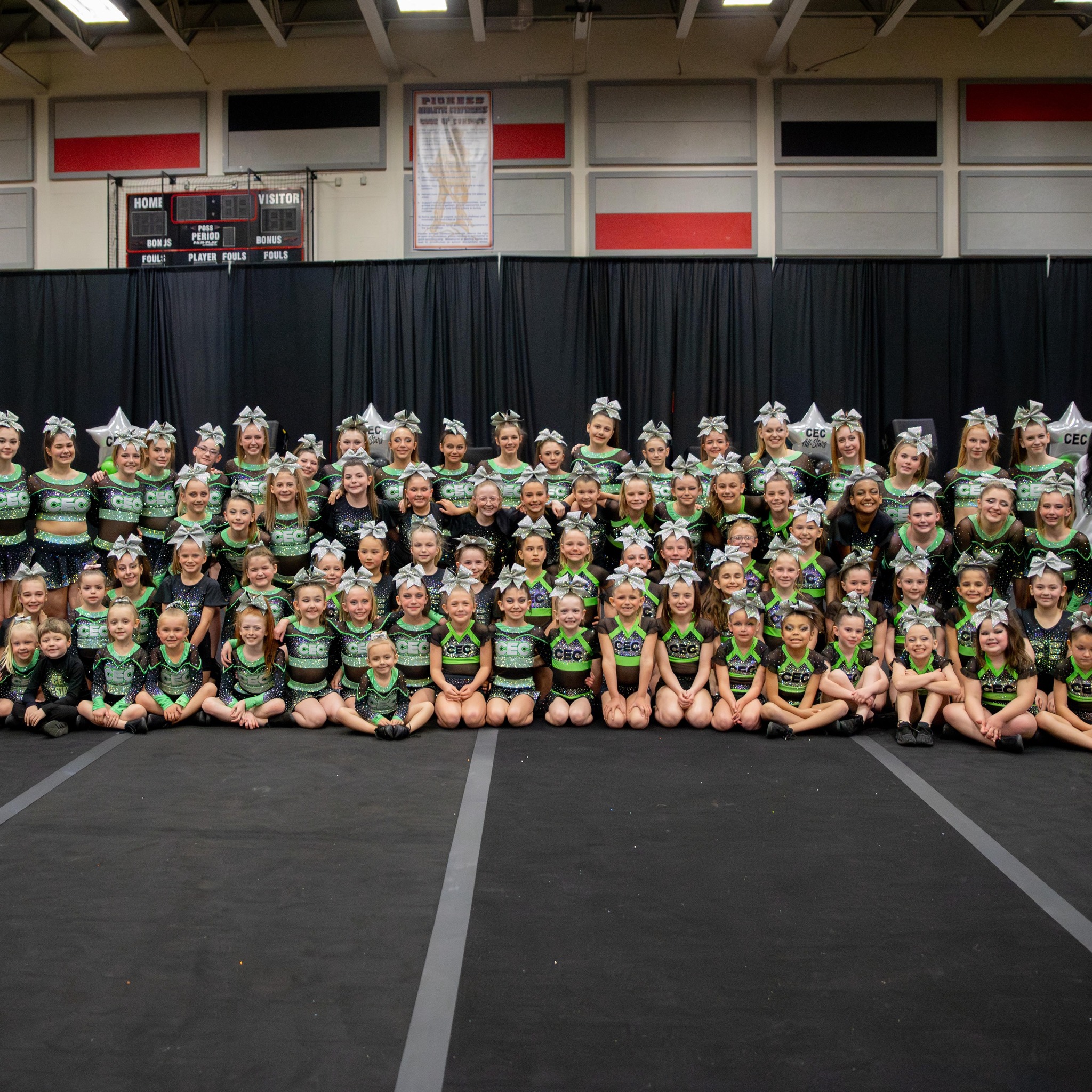 Sunday mornings are for SKILLS, SWEAT & SERIOUS PROGRESS! 💚🖤🔥 While the ...