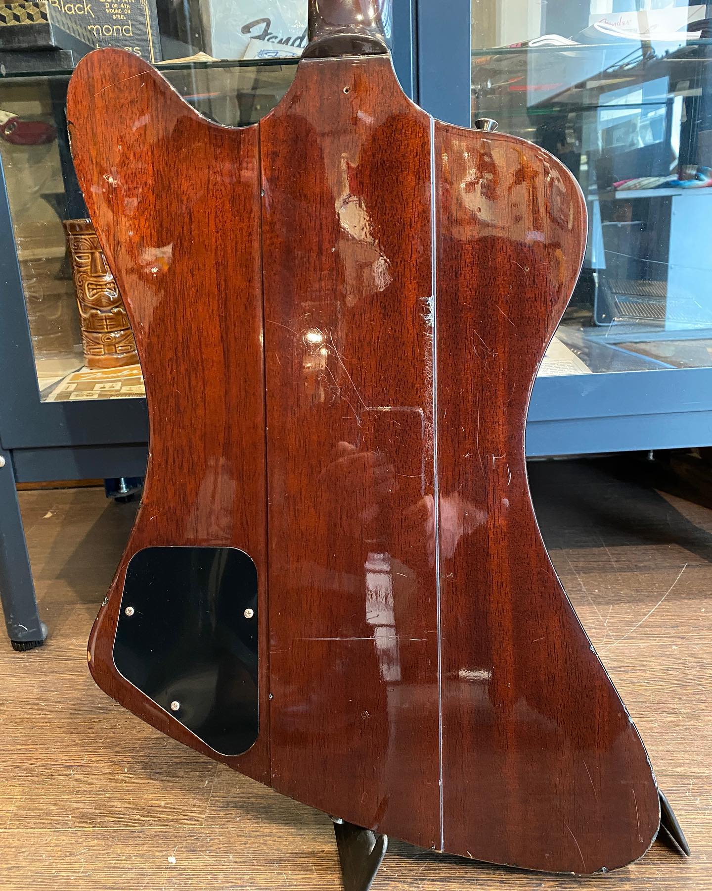 GRECO MAKES IT! » - 1979 Greco Firebird. Amazing instrument