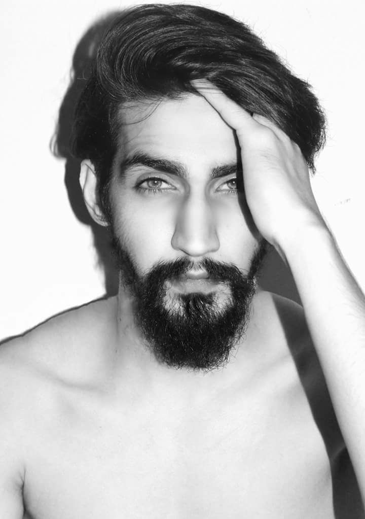 Top - Model: Jameel Sher Muhammad Al blushi Is available for potential ...