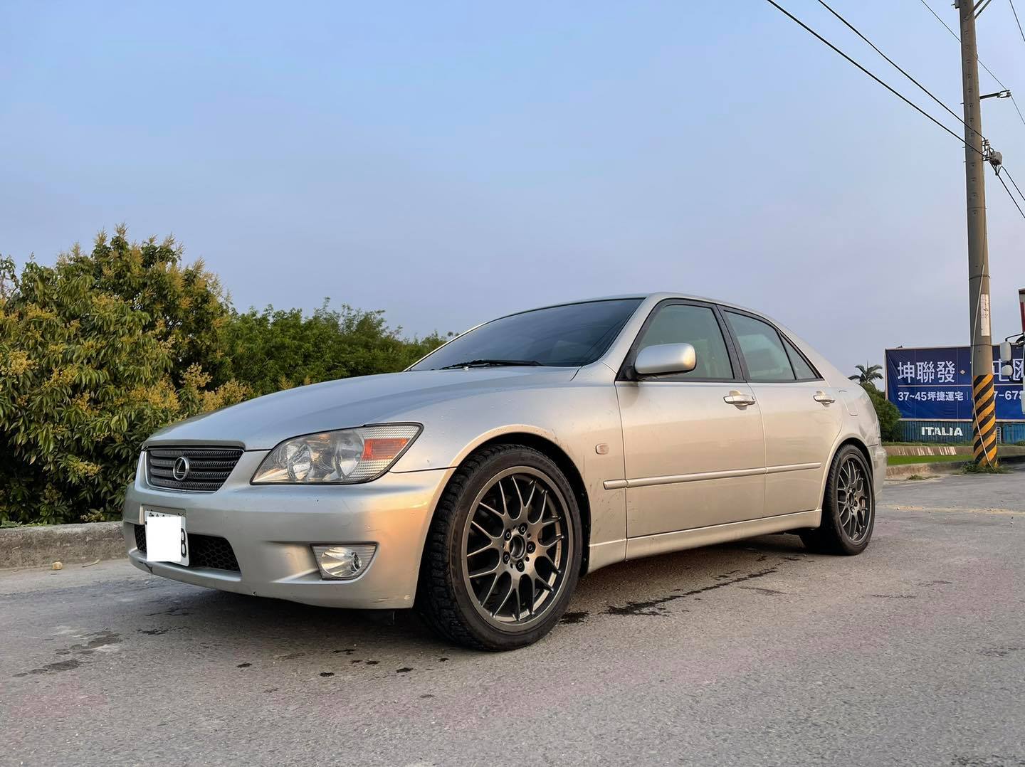 LEXUS 第一代 IS200... - SF Taiwan Professional Suspension 專業底盤 | Facebook