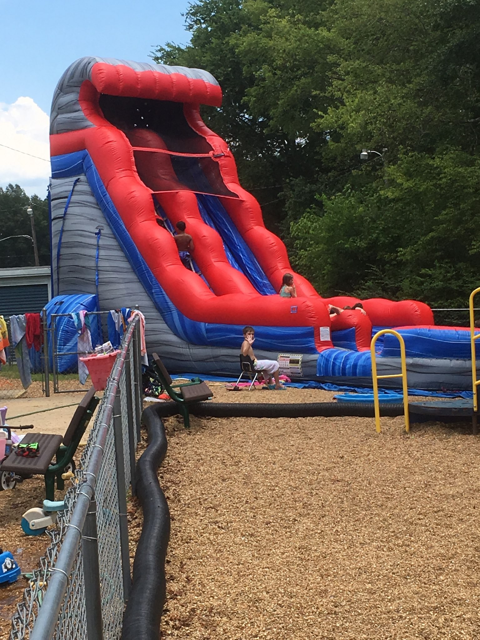 Willy D's Waterslides And Inflatables