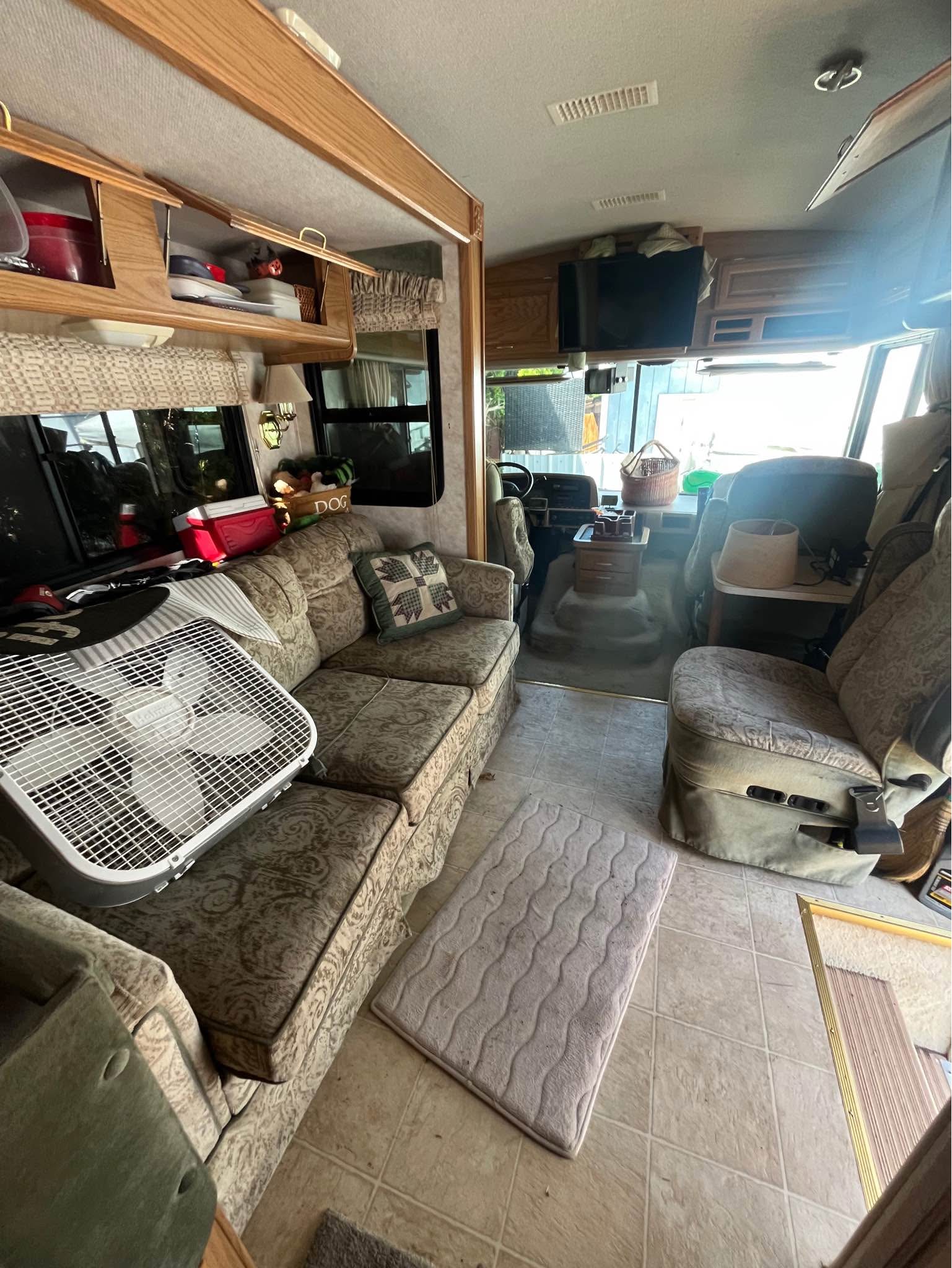 1997 Bounder Motor Home 35’ - RVs & Campers - Canby, Oregon | Facebook ...