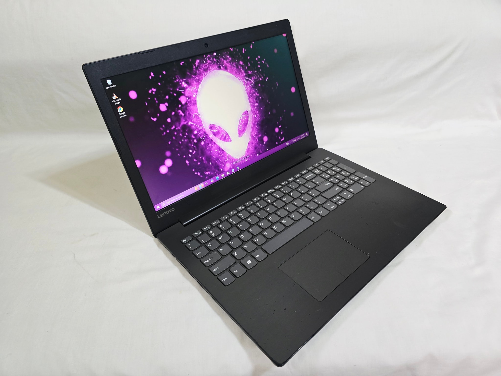 Lenovo IdeaPad 320-15IKB Intel Core i7 2.90Ghz Turbo Boost -8GB 