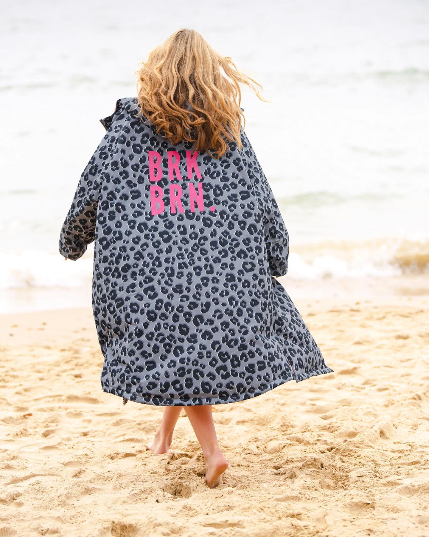 Starlings - 🌊Our Brakeburn Chinook Changing Robe Coats are... | Facebook