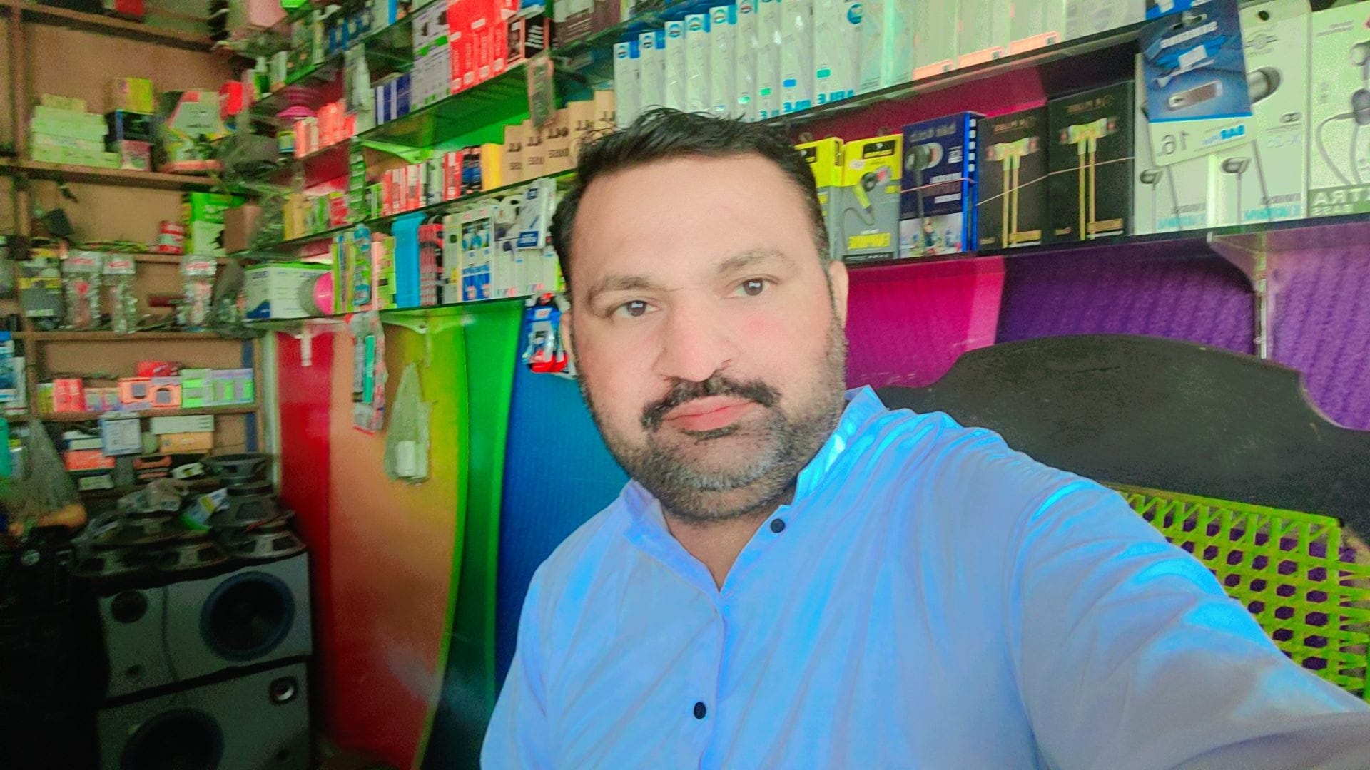 Faridi Mobiles