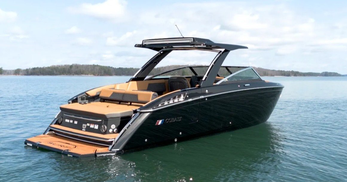 2026 COBALT R33 SURF blacked out edition - Yachts - Buford, Georgia ...