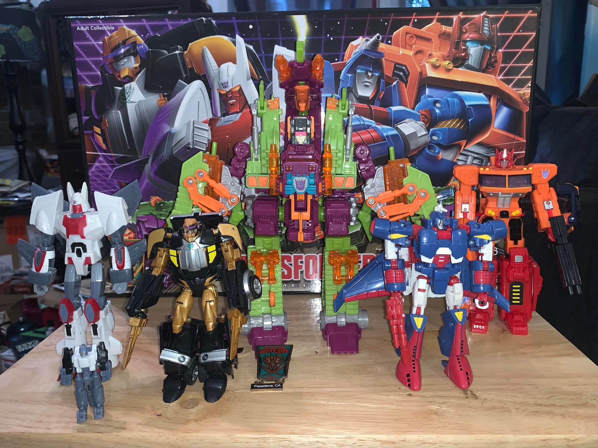Transformers BotCon 2014 Pirates vs Knights box set