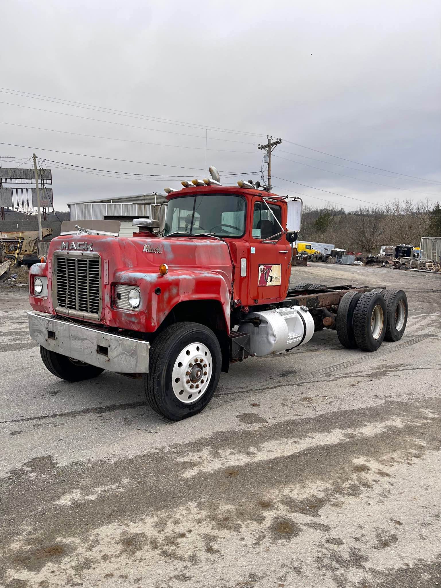 1983 Mack r 700 - Commercial Vehicles - Tazewell, Tennessee | Facebook ...